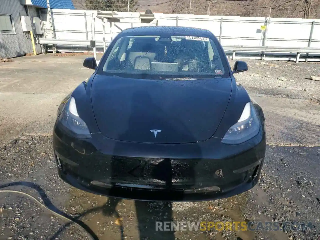 5 Photograph of a damaged car 5YJ3E1EA4NF370947 TESLA MODEL 3 2022