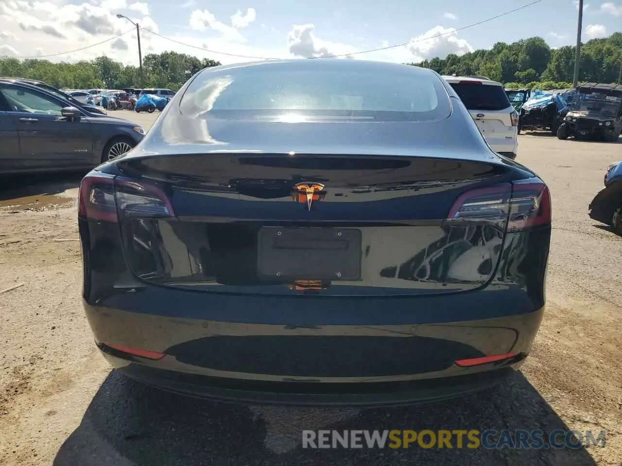6 Photograph of a damaged car 5YJ3E1EA4NF371998 TESLA MODEL 3 2022