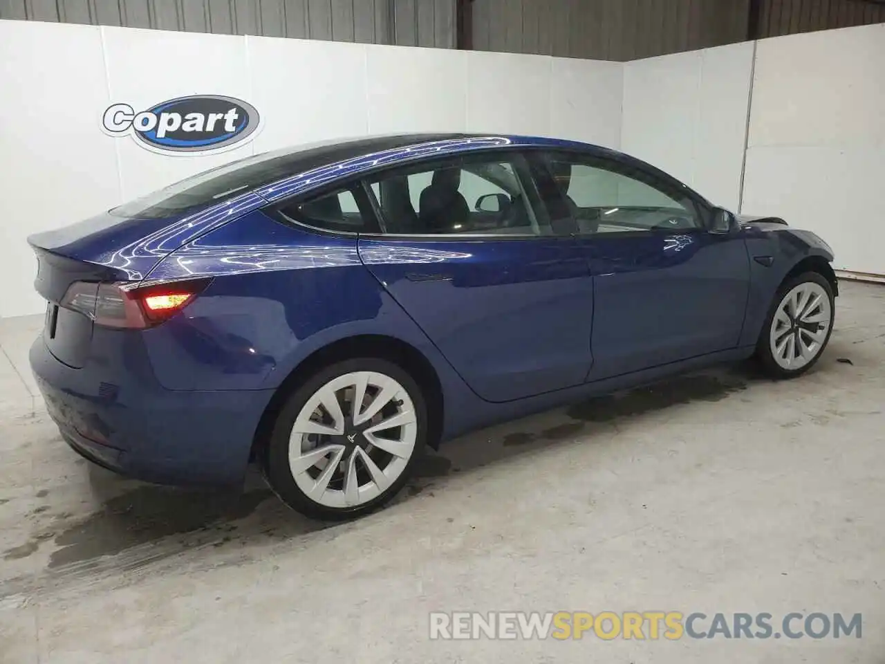 3 Photograph of a damaged car 5YJ3E1EA4NF372312 TESLA MODEL 3 2022