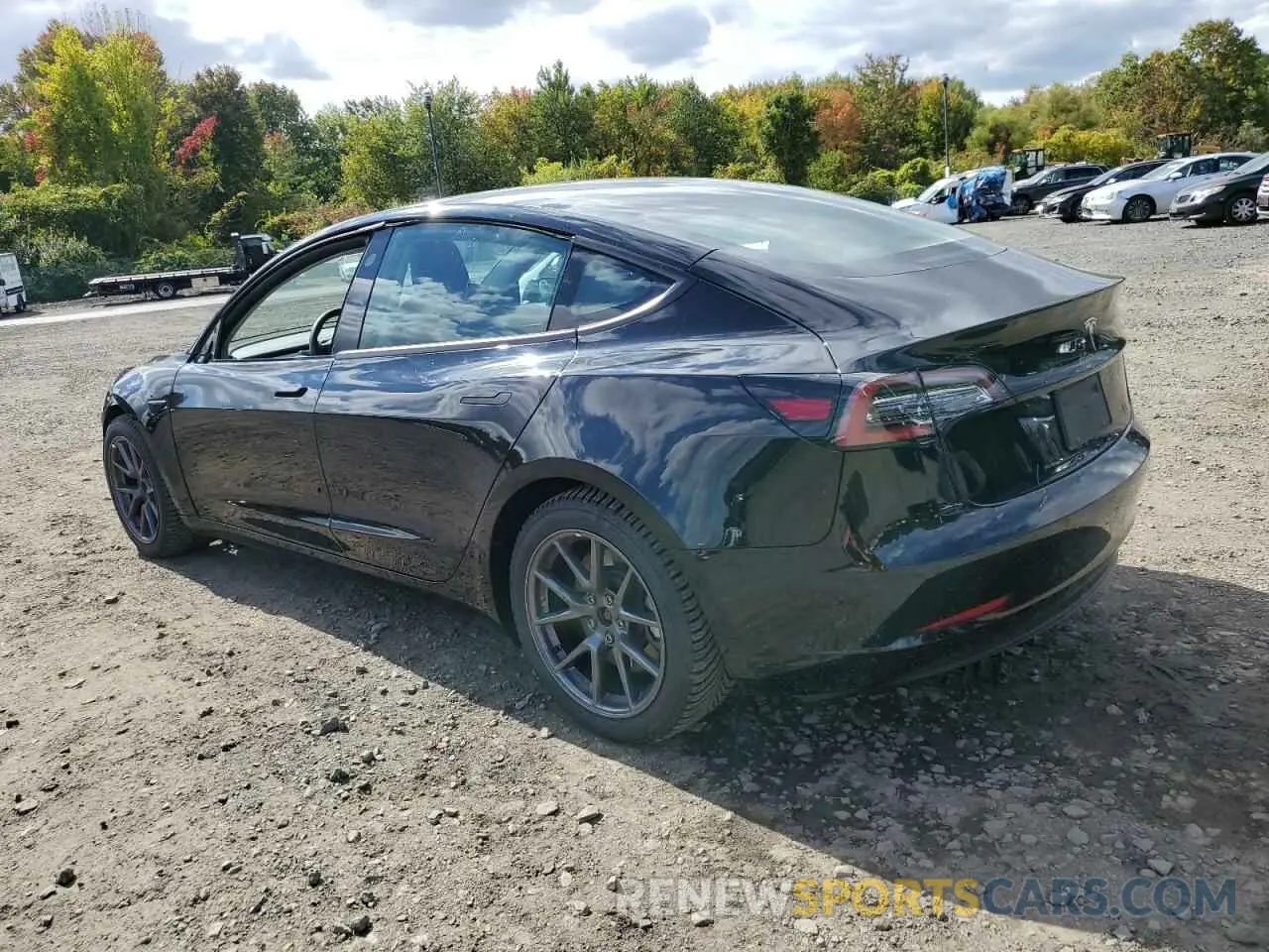2 Photograph of a damaged car 5YJ3E1EA5NF101503 TESLA MODEL 3 2022
