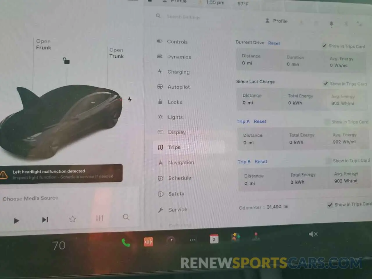 9 Photograph of a damaged car 5YJ3E1EA5NF101503 TESLA MODEL 3 2022