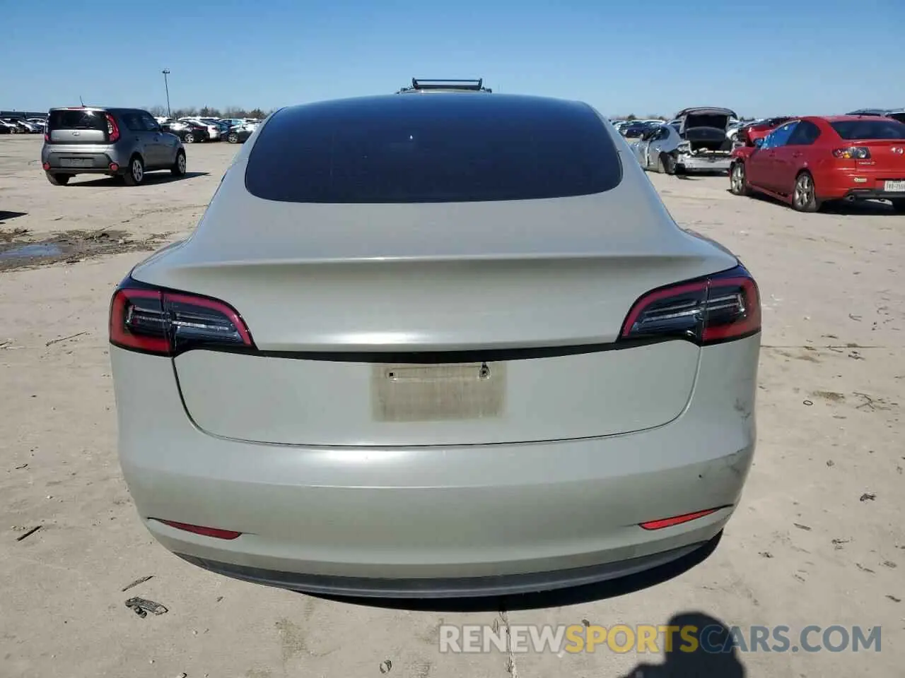 6 Photograph of a damaged car 5YJ3E1EA5NF124425 TESLA MODEL 3 2022