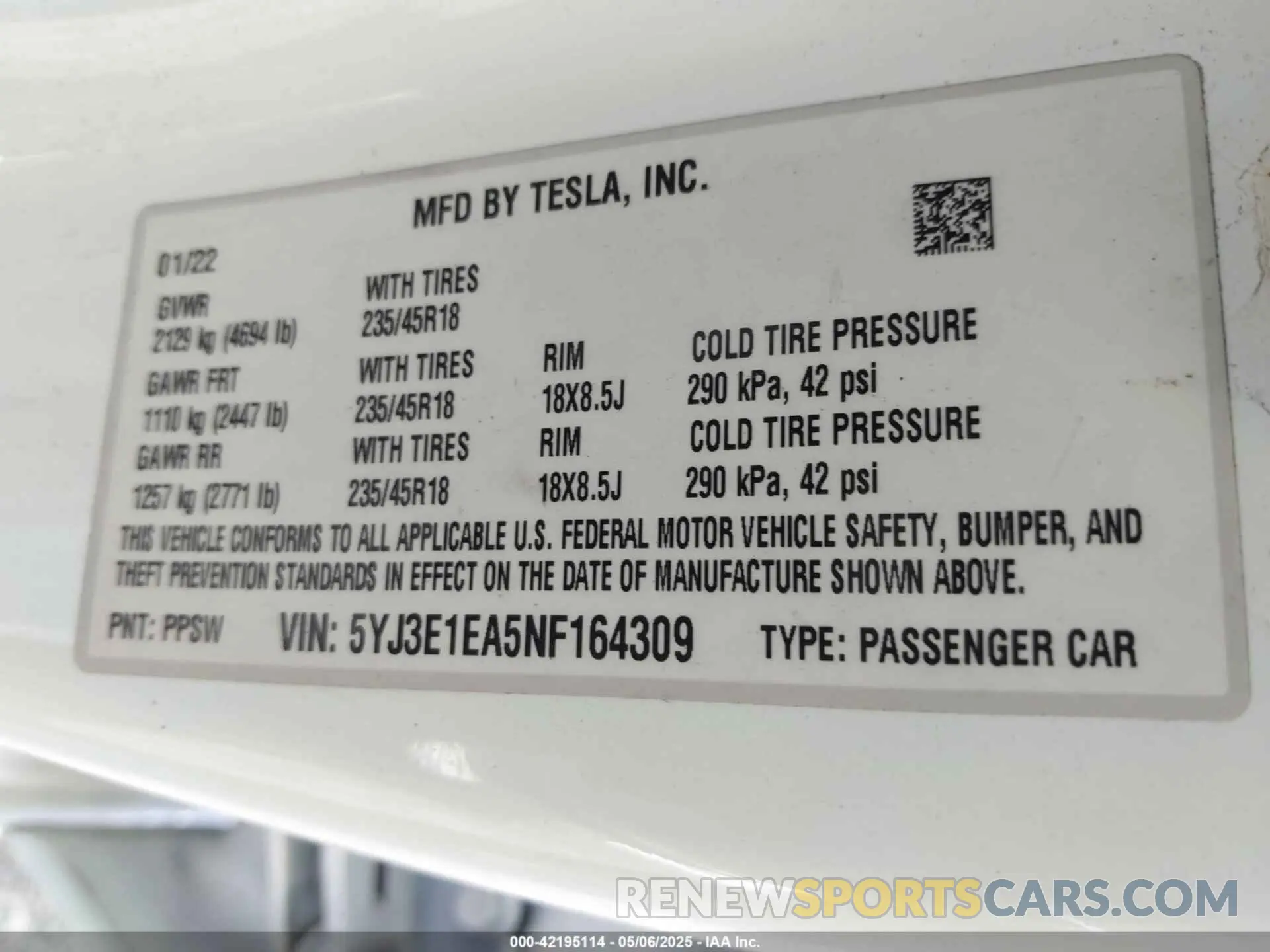 9 Photograph of a damaged car 5YJ3E1EA5NF164309 TESLA MODEL 3 2022