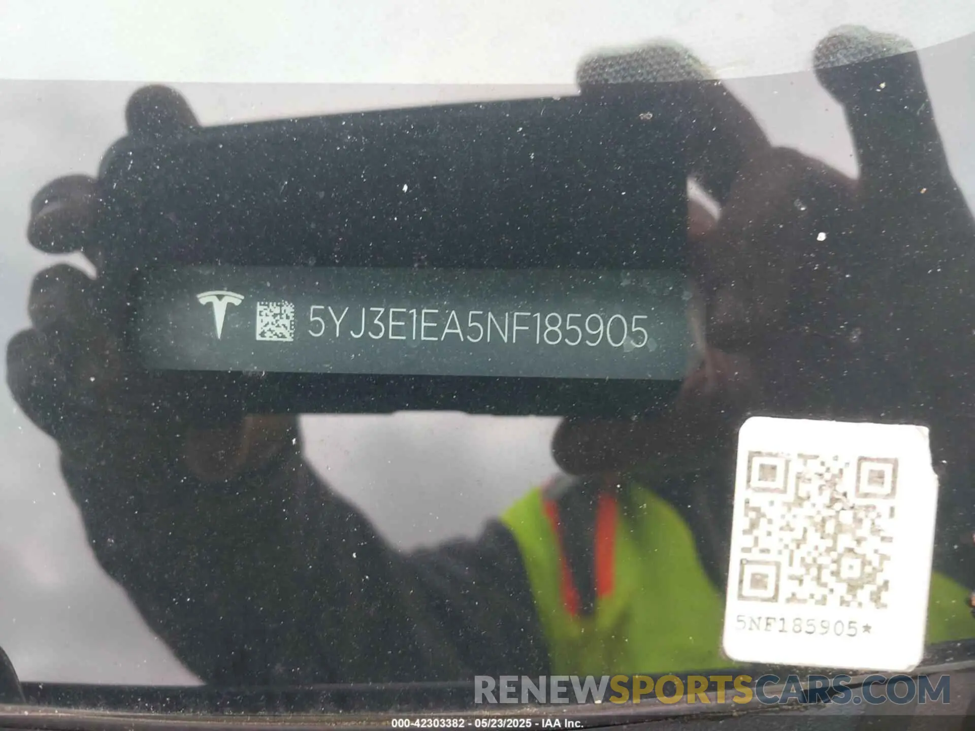 20 Photograph of a damaged car 5YJ3E1EA5NF185905 TESLA MODEL 3 2022