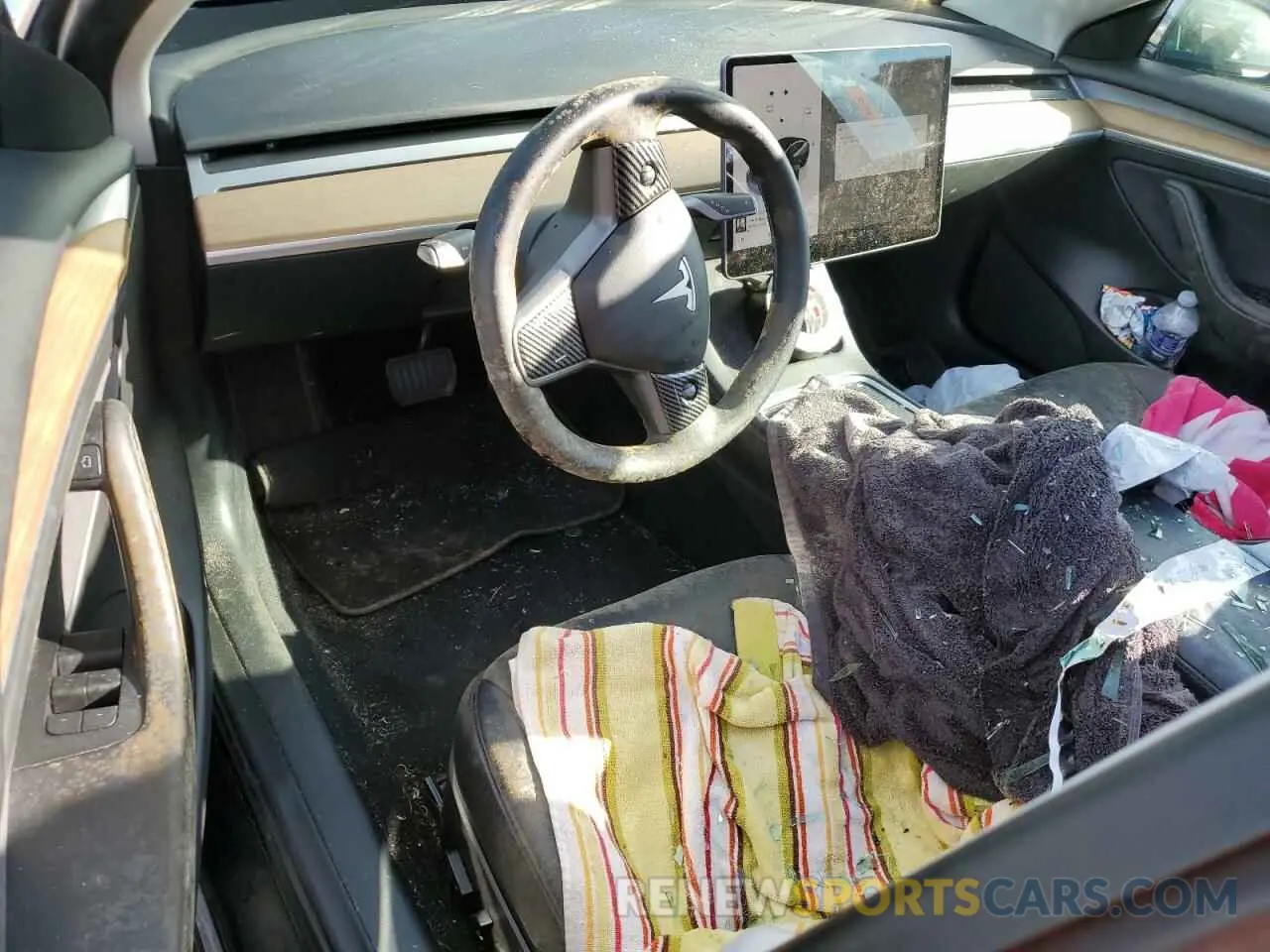 8 Photograph of a damaged car 5YJ3E1EA5NF186665 TESLA MODEL 3 2022