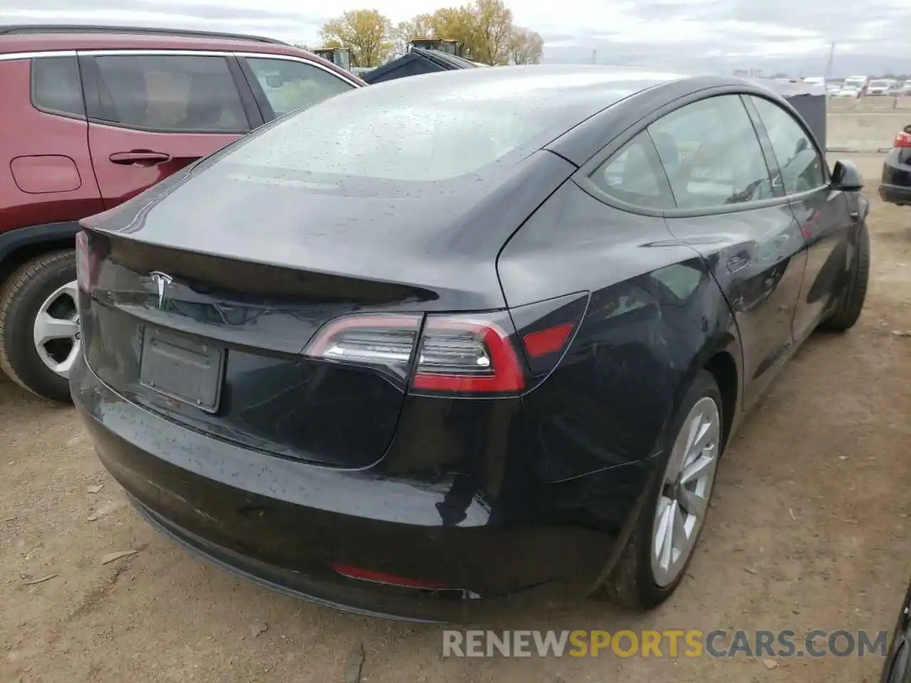 3 Photograph of a damaged car 5YJ3E1EA5NF189243 TESLA MODEL 3 2022