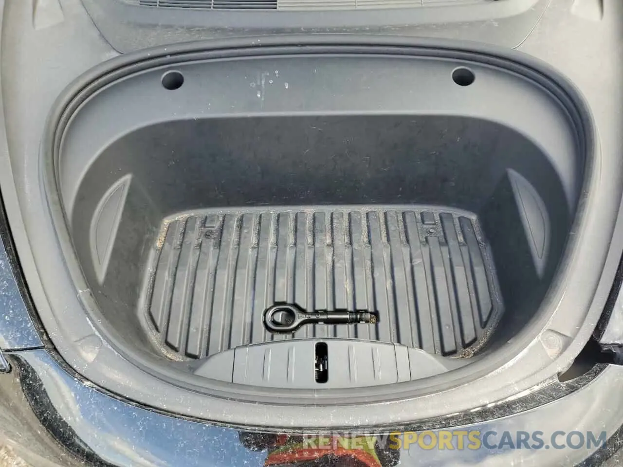 11 Photograph of a damaged car 5YJ3E1EA5NF190103 TESLA MODEL 3 2022