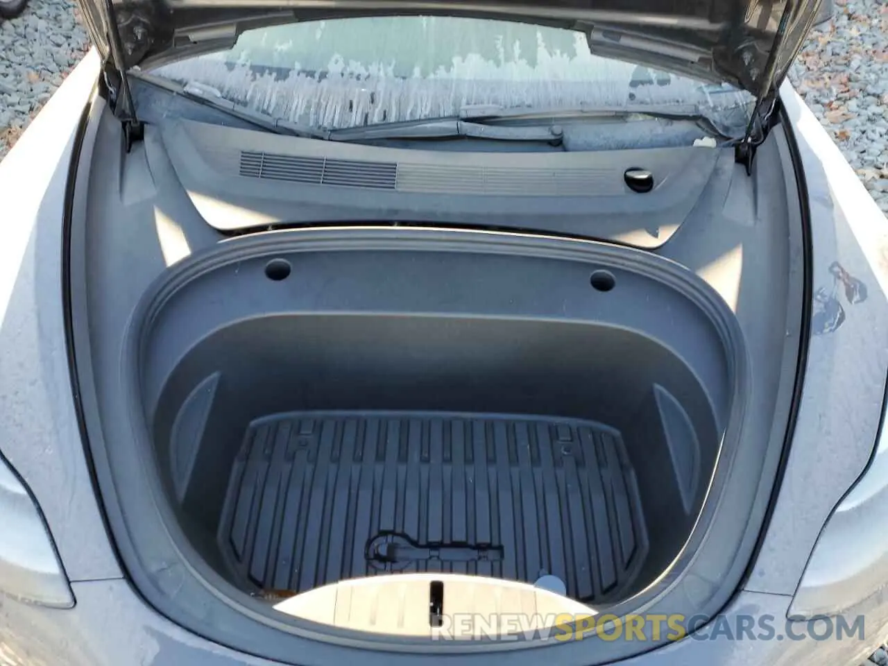 11 Photograph of a damaged car 5YJ3E1EA5NF190201 TESLA MODEL 3 2022