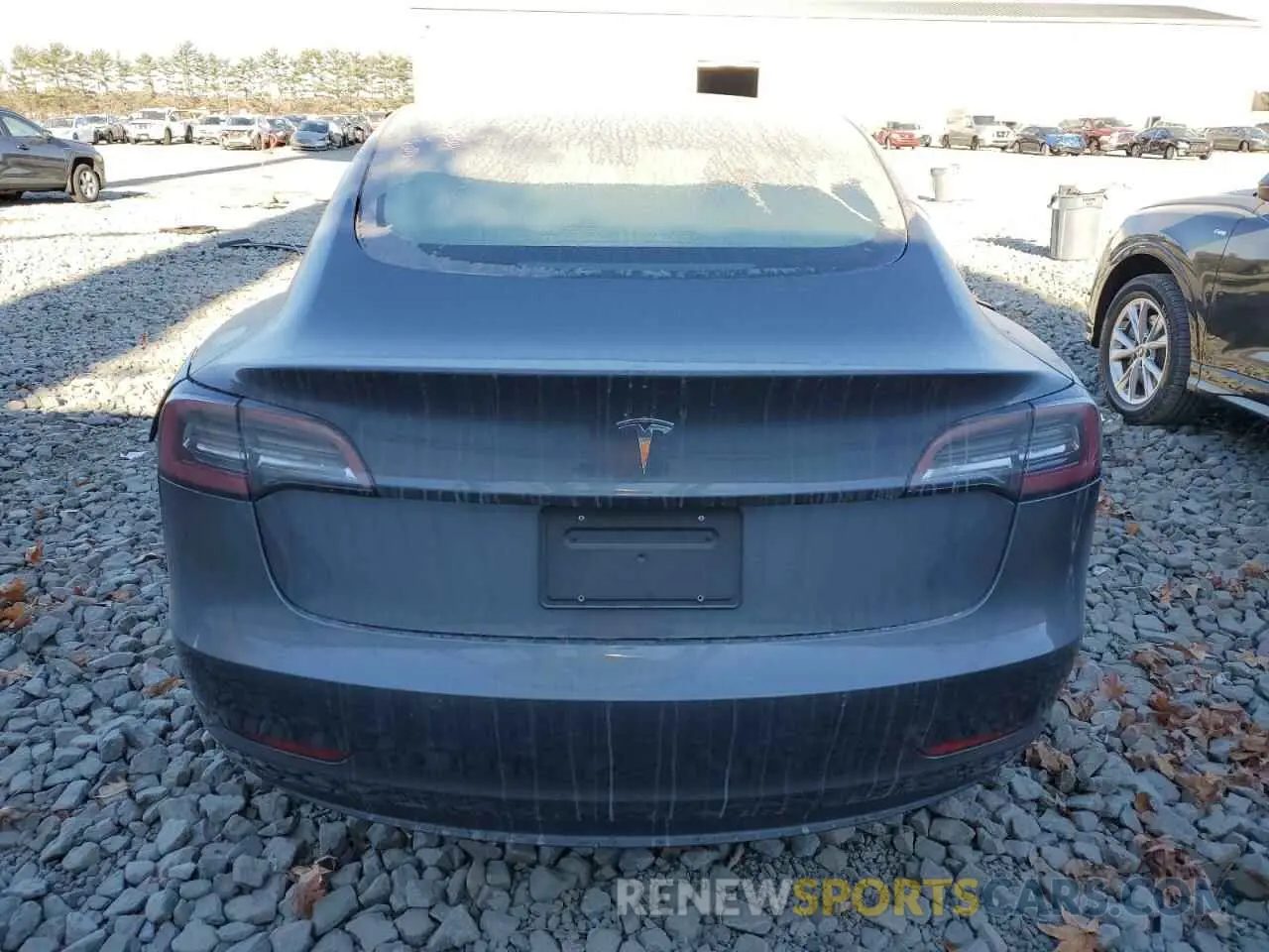 6 Photograph of a damaged car 5YJ3E1EA5NF190201 TESLA MODEL 3 2022