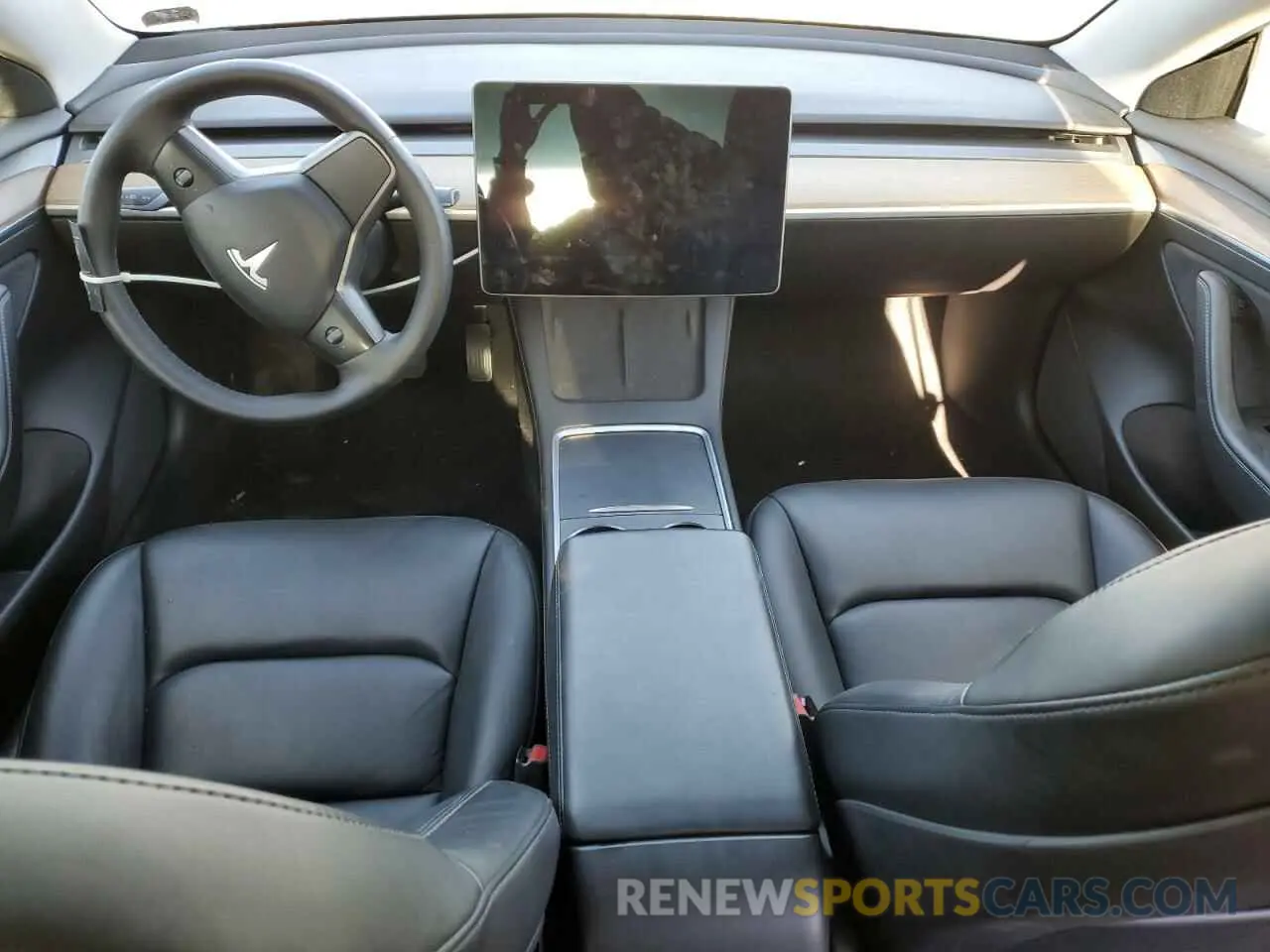8 Photograph of a damaged car 5YJ3E1EA5NF190201 TESLA MODEL 3 2022