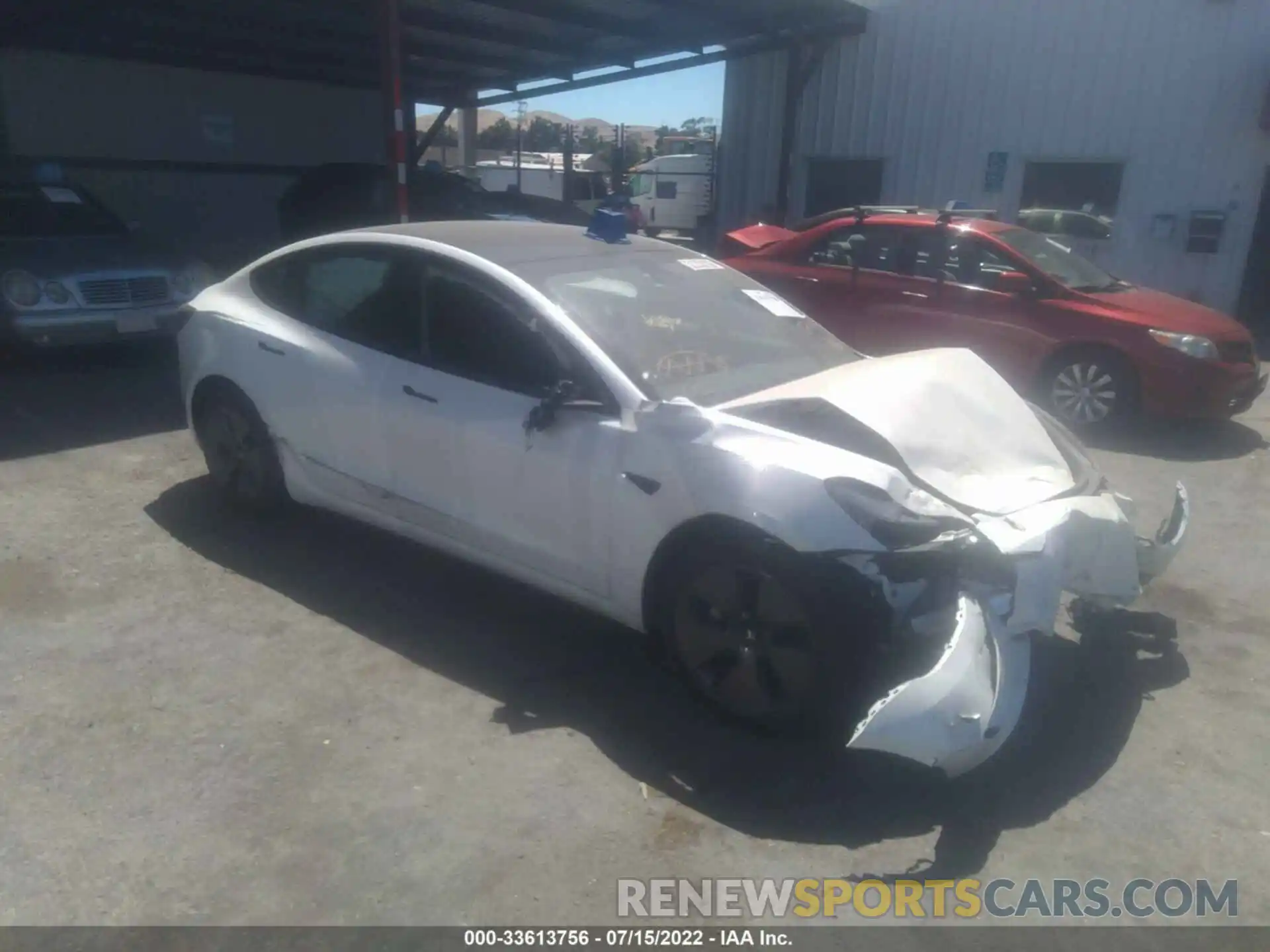 1 Photograph of a damaged car 5YJ3E1EA5NF207403 TESLA MODEL 3 2022