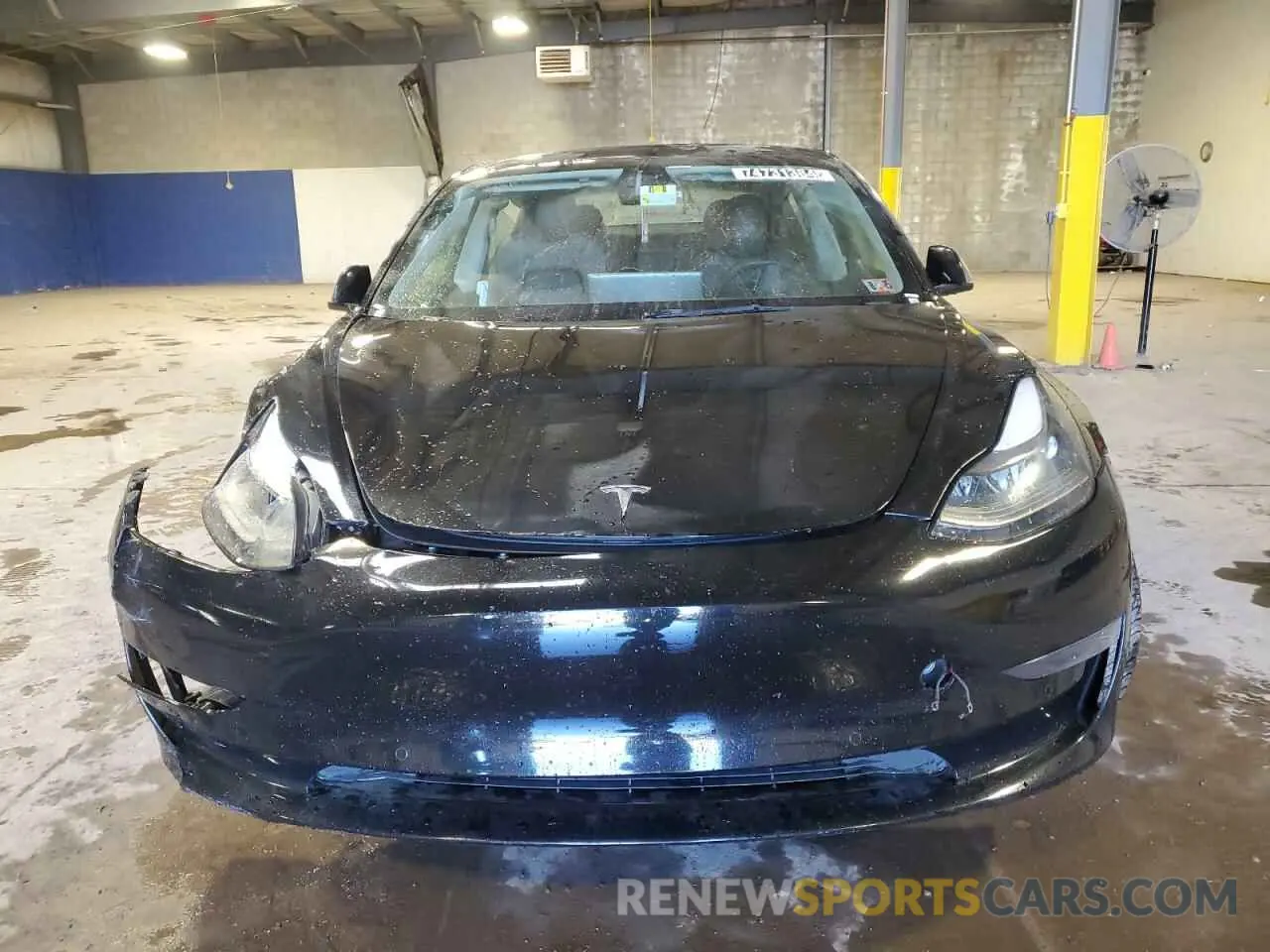 5 Photograph of a damaged car 5YJ3E1EA5NF286118 TESLA MODEL 3 2022