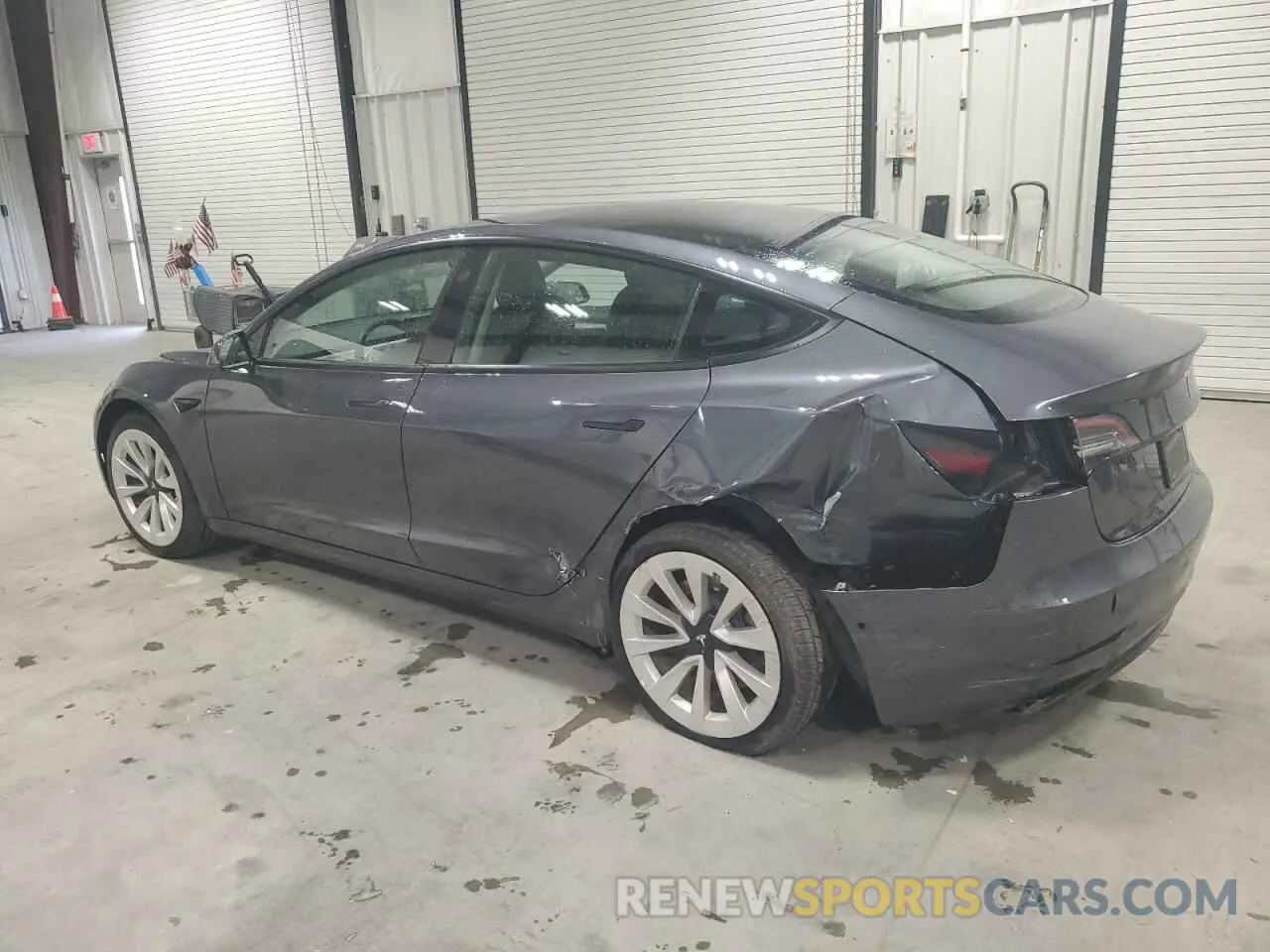 2 Photograph of a damaged car 5YJ3E1EA5NF288290 TESLA MODEL 3 2022