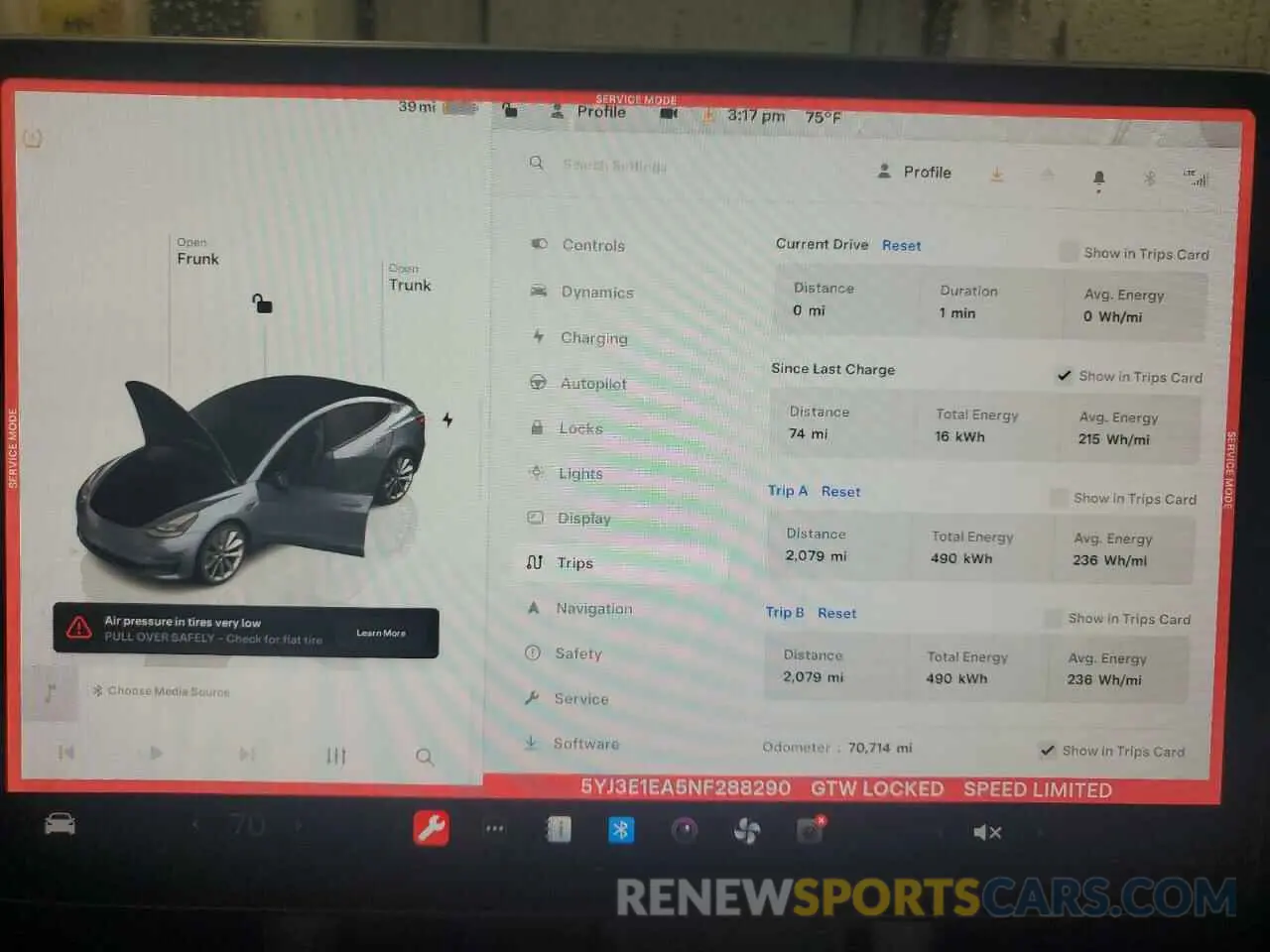 9 Photograph of a damaged car 5YJ3E1EA5NF288290 TESLA MODEL 3 2022