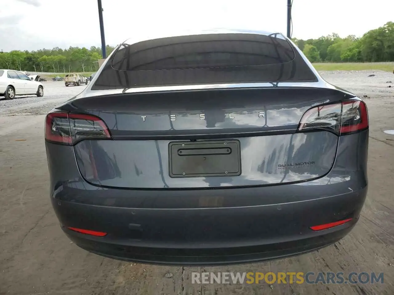 6 Photograph of a damaged car 5YJ3E1EA5NF326777 TESLA MODEL 3 2022