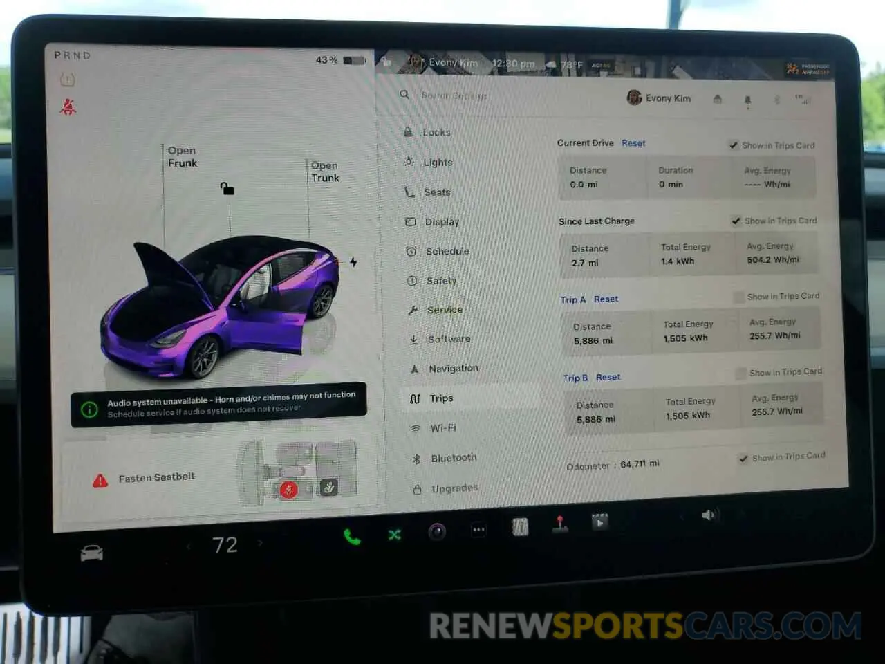 9 Photograph of a damaged car 5YJ3E1EA5NF326777 TESLA MODEL 3 2022