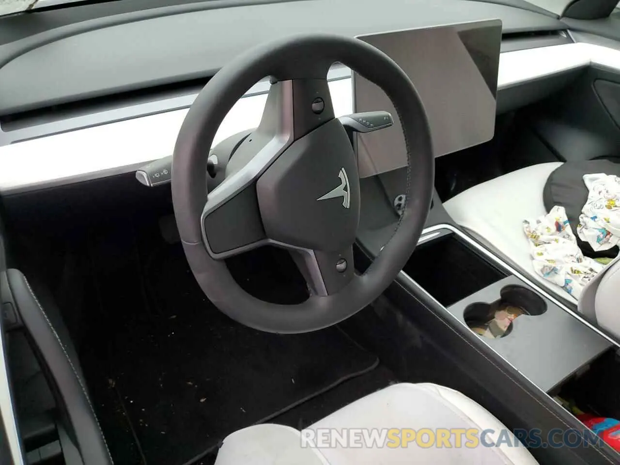 8 Photograph of a damaged car 5YJ3E1EA5NF327573 TESLA MODEL 3 2022