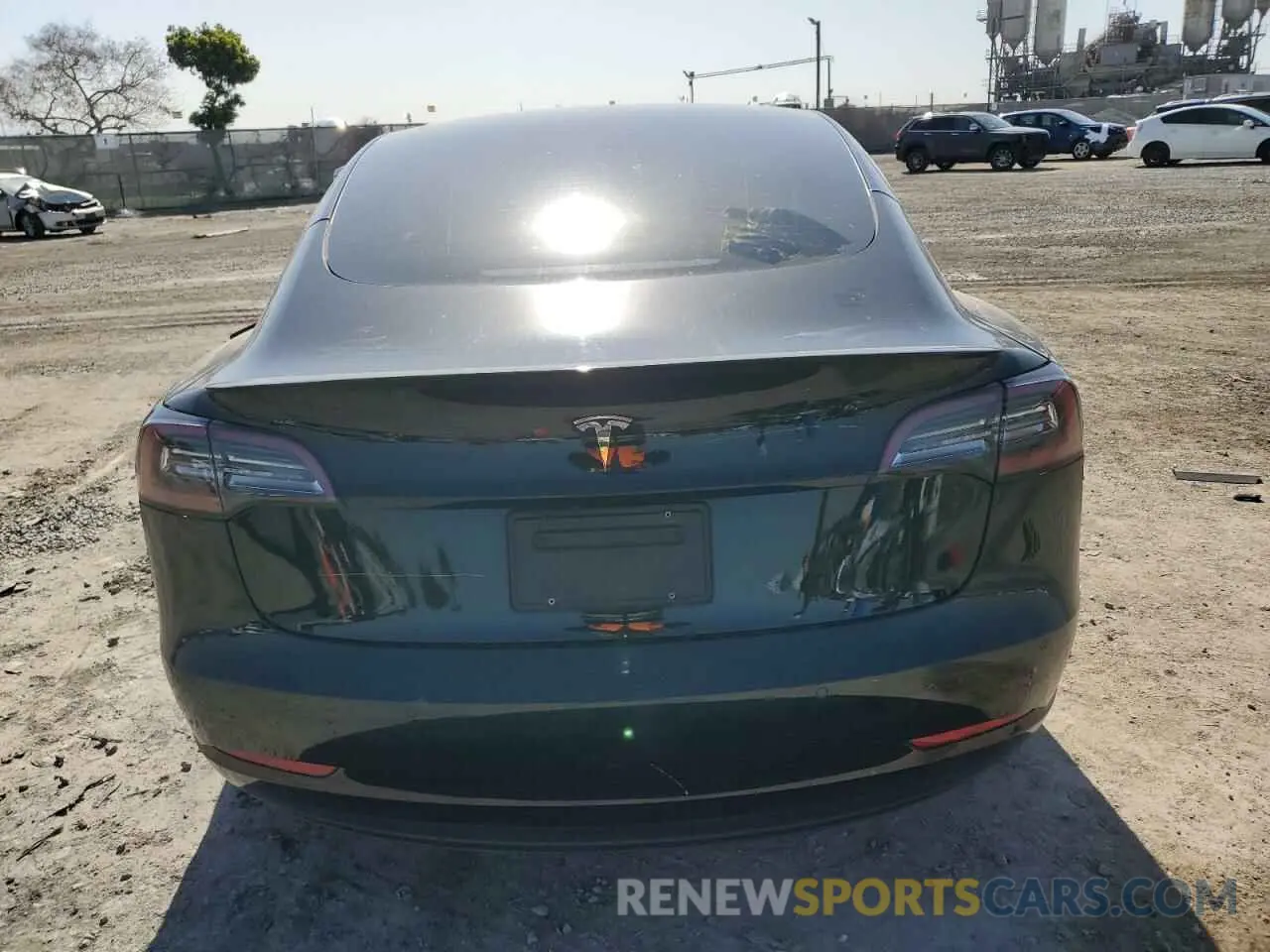 6 Photograph of a damaged car 5YJ3E1EA5NF329811 TESLA MODEL 3 2022