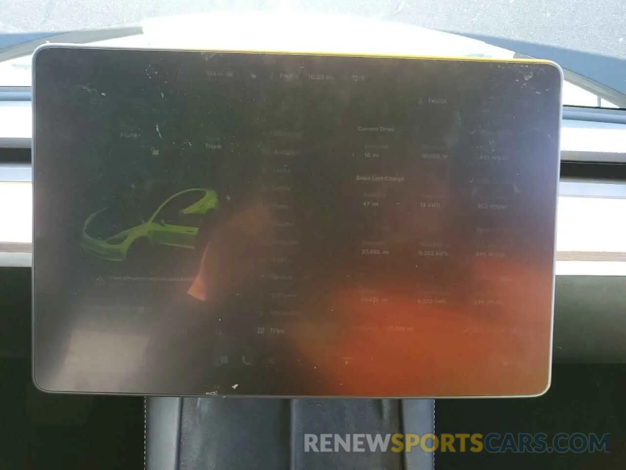 9 Photograph of a damaged car 5YJ3E1EA5NF329811 TESLA MODEL 3 2022