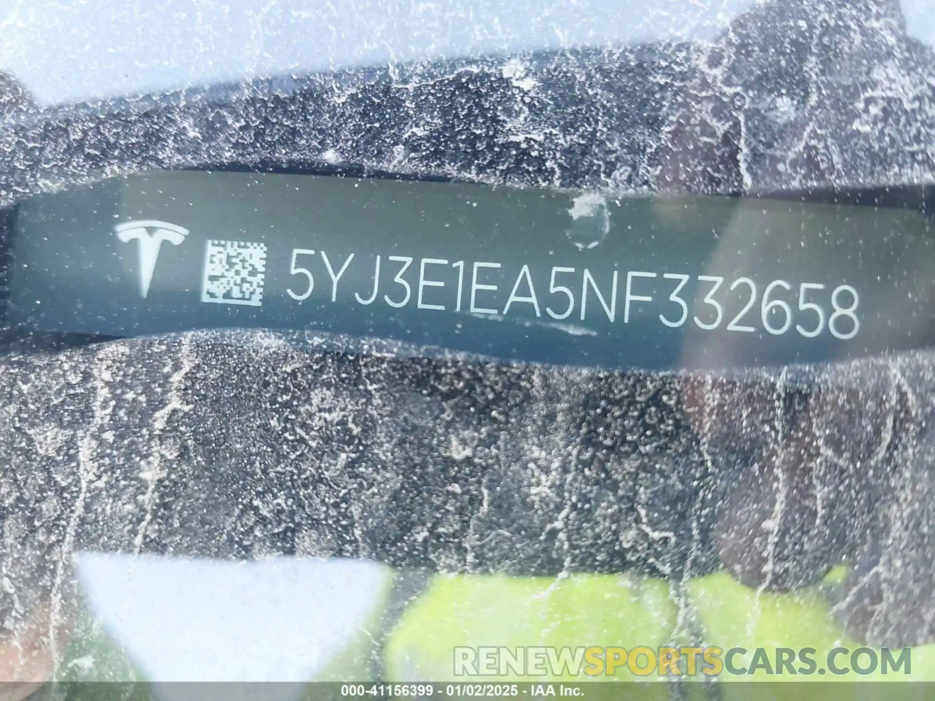 9 Photograph of a damaged car 5YJ3E1EA5NF332658 TESLA MODEL 3 2022