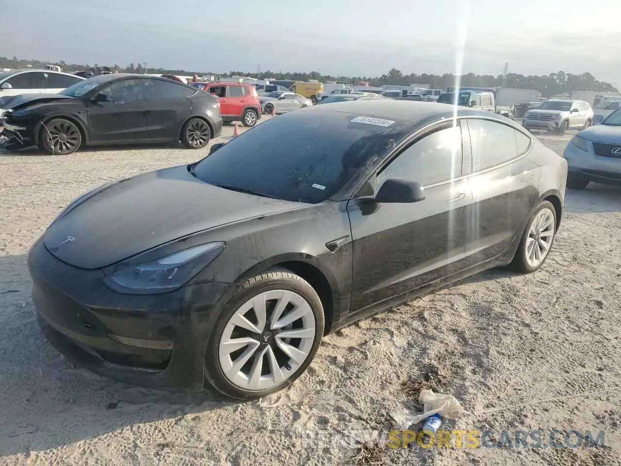 1 Photograph of a damaged car 5YJ3E1EA5NF352456 TESLA MODEL 3 2022