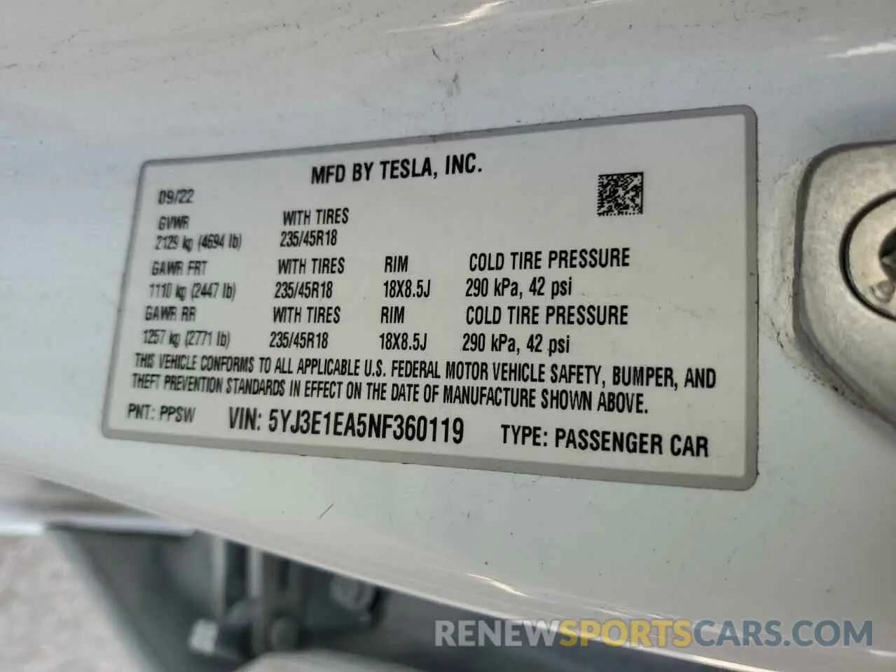 15 Photograph of a damaged car 5YJ3E1EA5NF360119 TESLA MODEL 3 2022