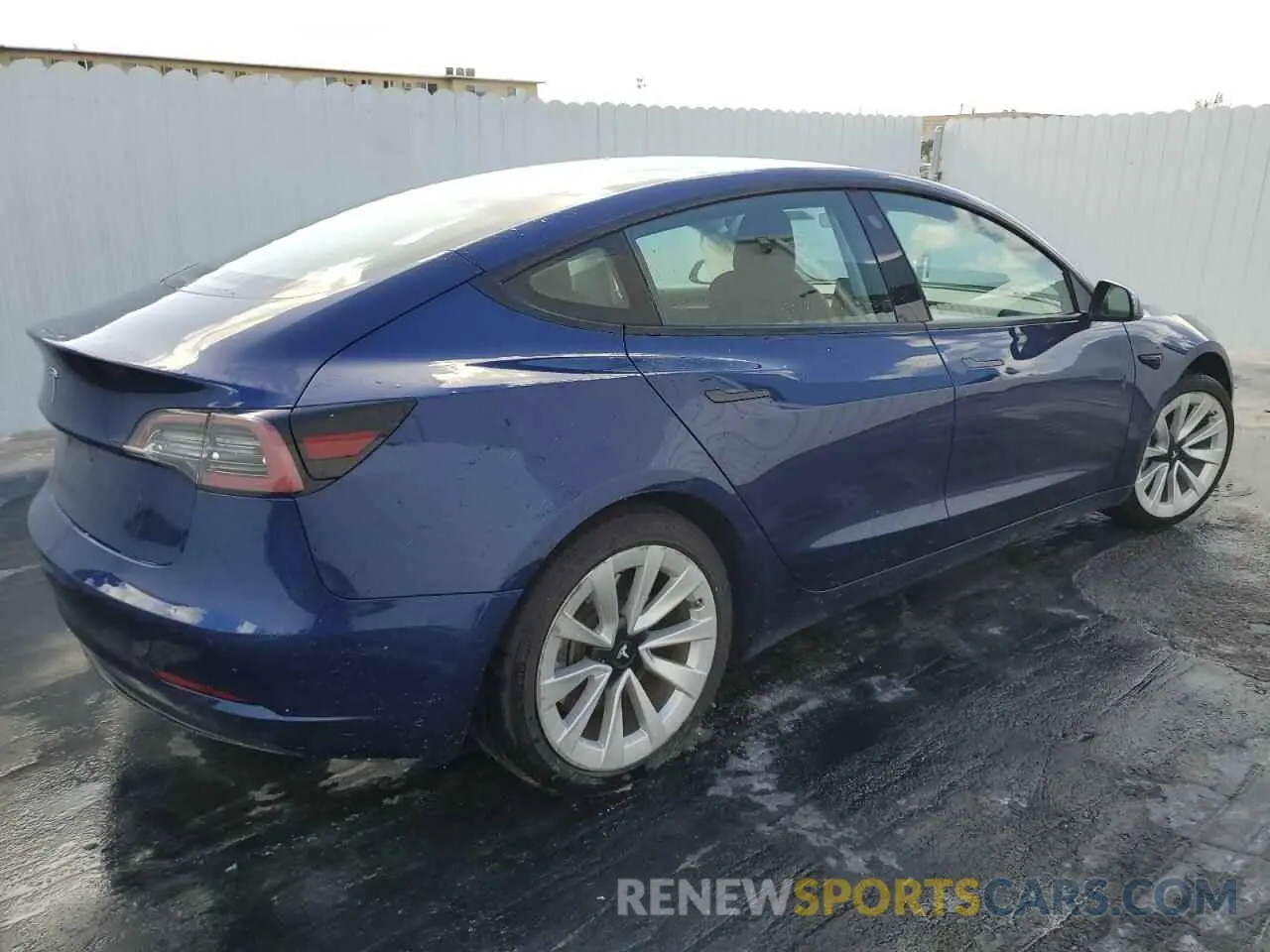 3 Photograph of a damaged car 5YJ3E1EA5NF369175 TESLA MODEL 3 2022