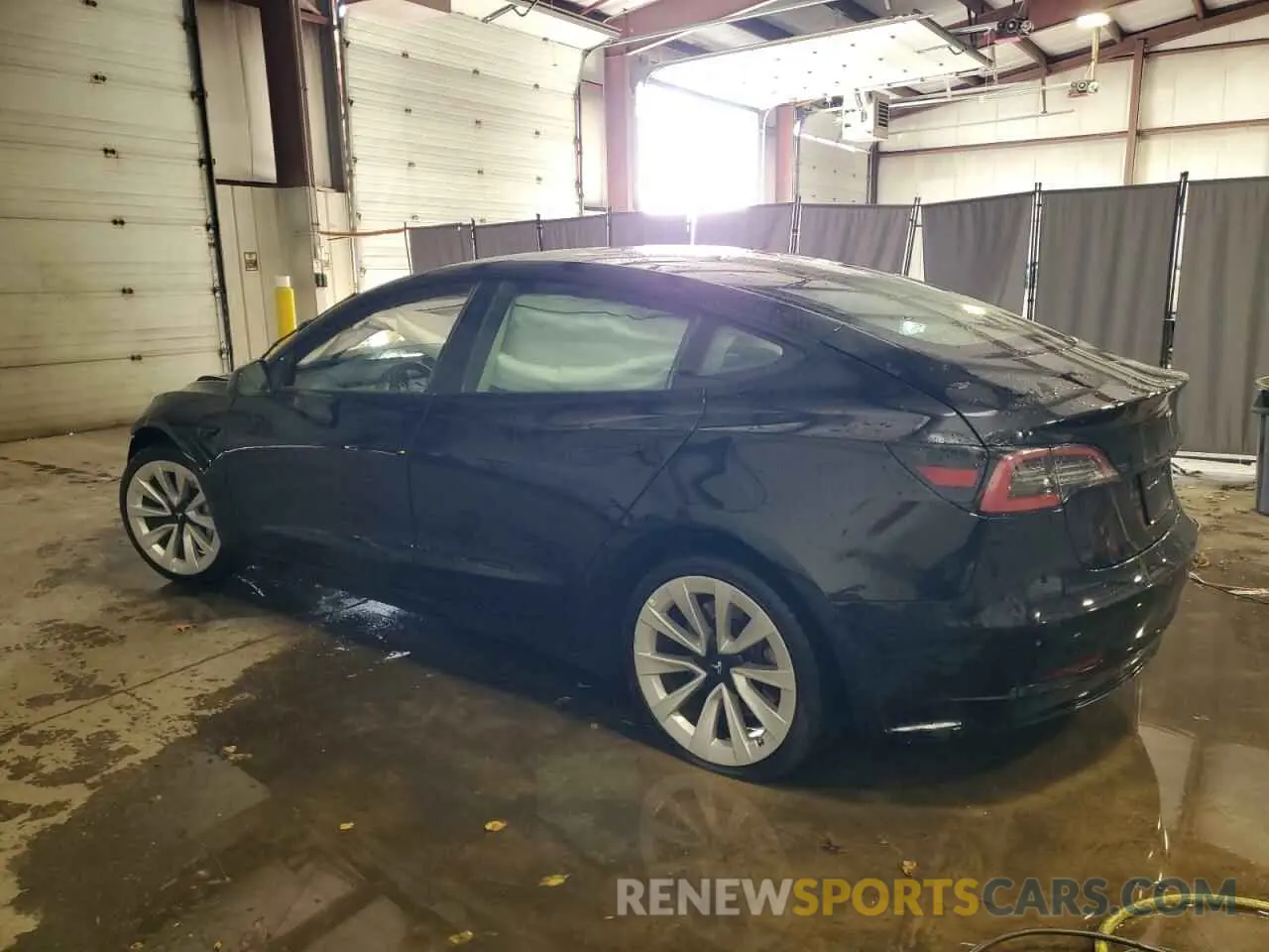 2 Photograph of a damaged car 5YJ3E1EA5NF370228 TESLA MODEL 3 2022