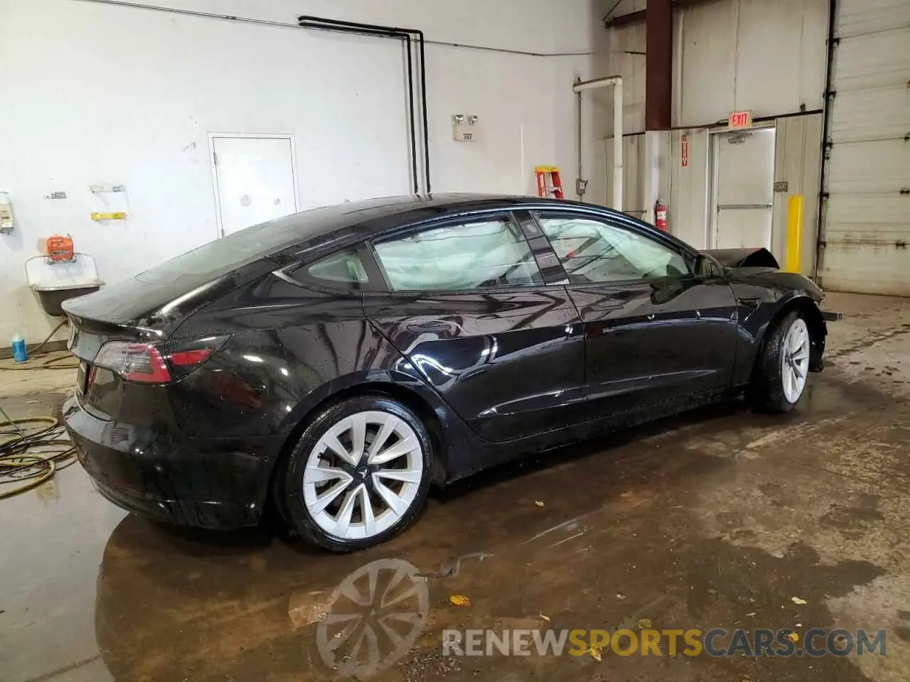3 Photograph of a damaged car 5YJ3E1EA5NF370228 TESLA MODEL 3 2022