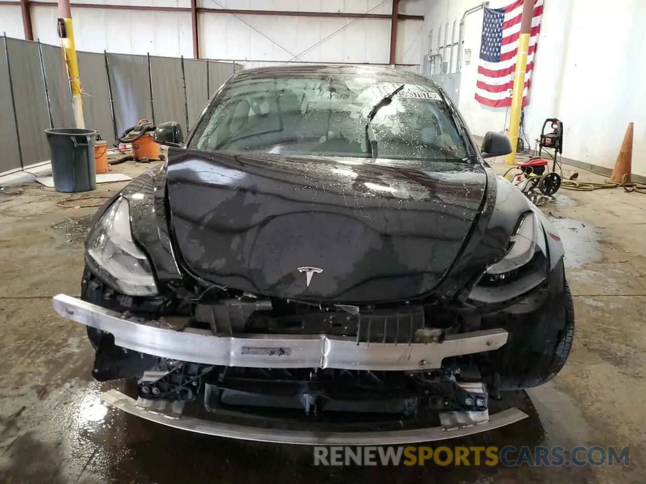 5 Photograph of a damaged car 5YJ3E1EA5NF370228 TESLA MODEL 3 2022