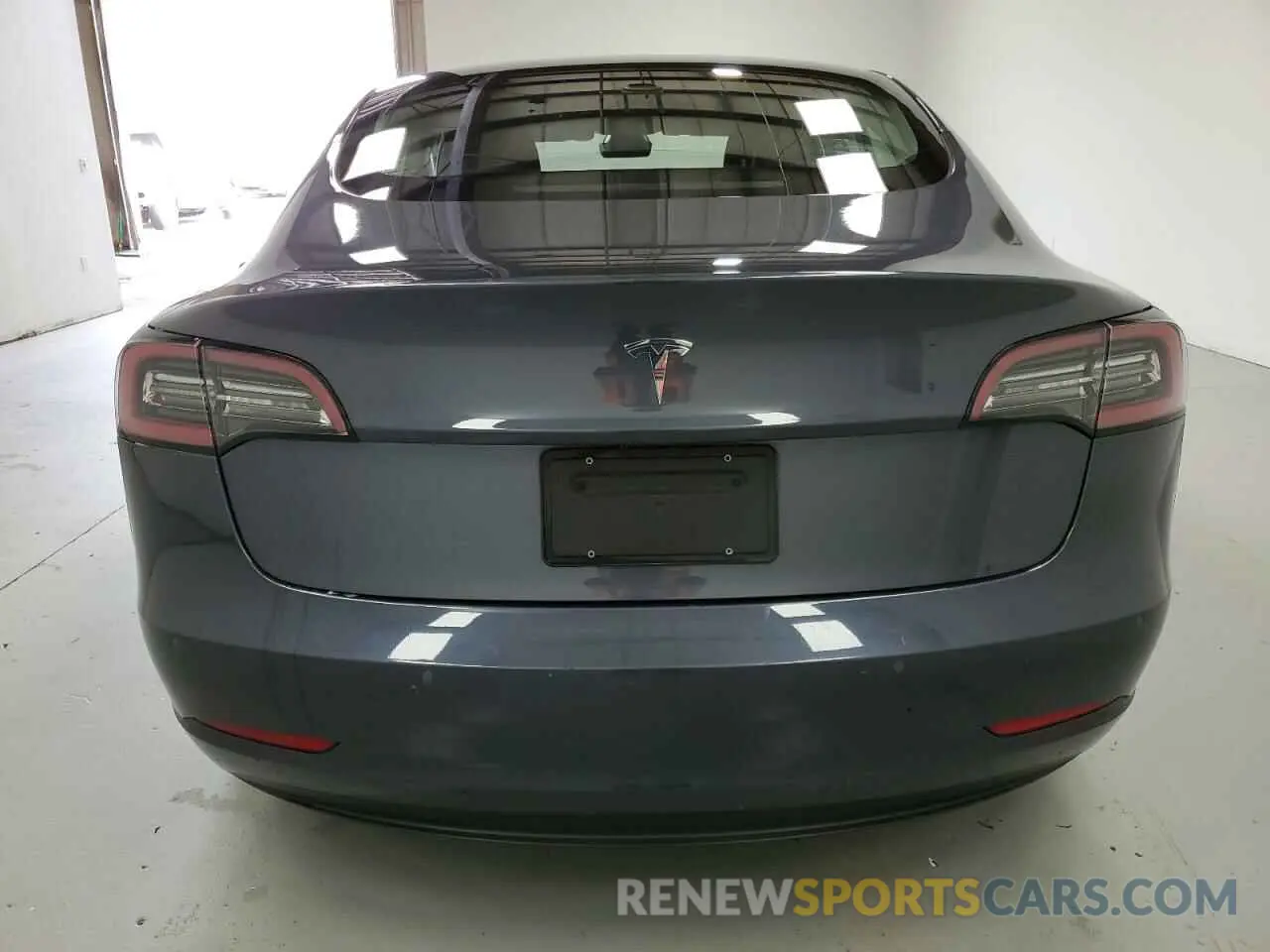 6 Photograph of a damaged car 5YJ3E1EA5NF371489 TESLA MODEL 3 2022