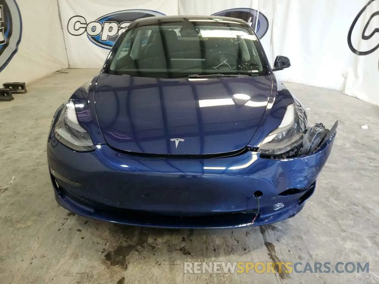 5 Photograph of a damaged car 5YJ3E1EA5NF372643 TESLA MODEL 3 2022