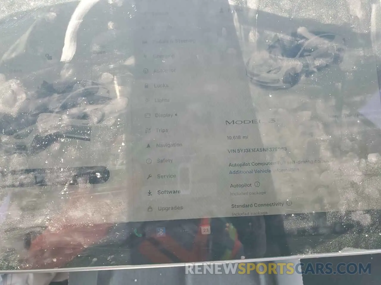 9 Photograph of a damaged car 5YJ3E1EA5NF375963 TESLA MODEL 3 2022