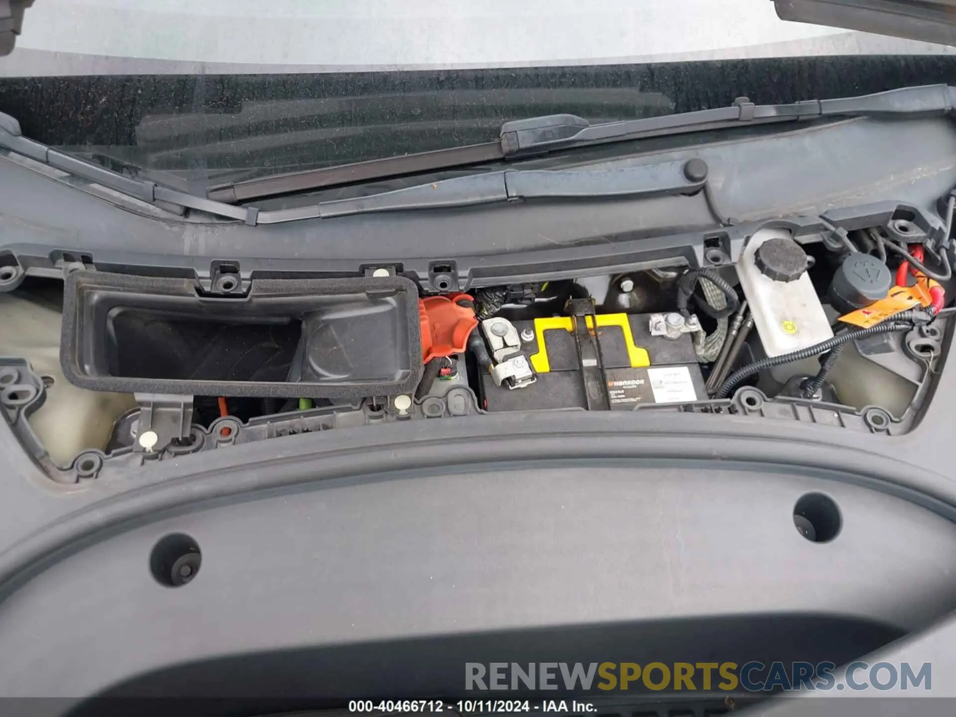 10 Photograph of a damaged car 5YJ3E1EA6NF102885 TESLA MODEL 3 2022