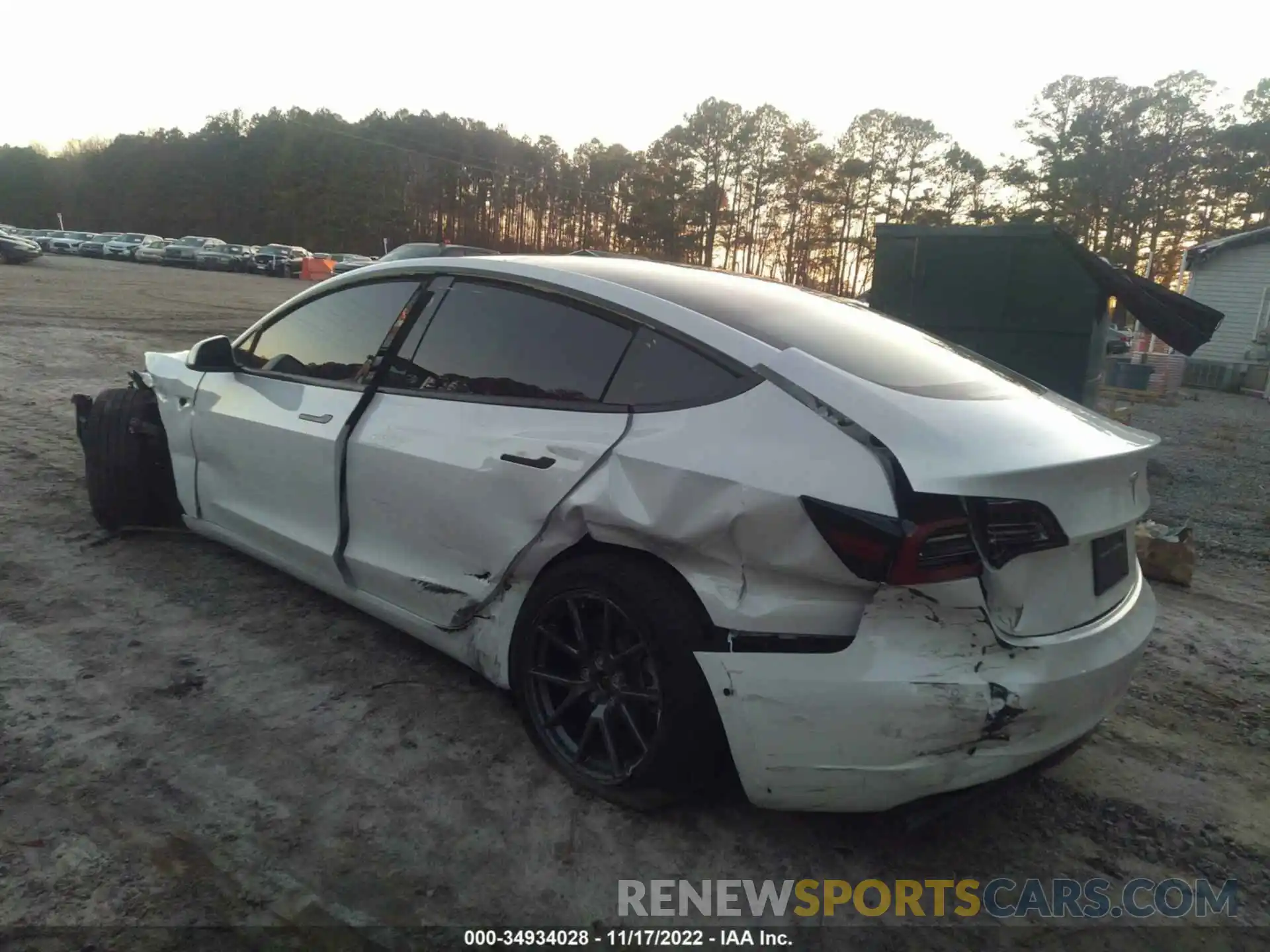 3 Photograph of a damaged car 5YJ3E1EA6NF125969 TESLA MODEL 3 2022