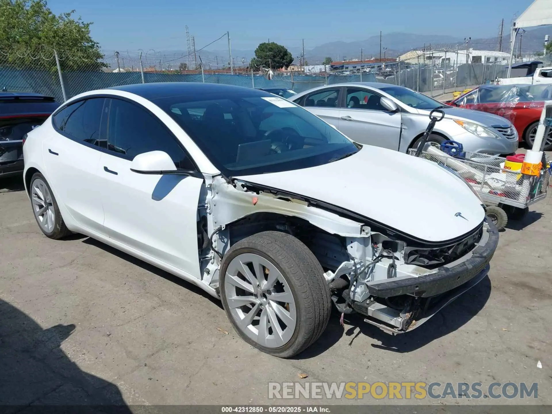 1 Photograph of a damaged car 5YJ3E1EA6NF144568 TESLA MODEL 3 2022