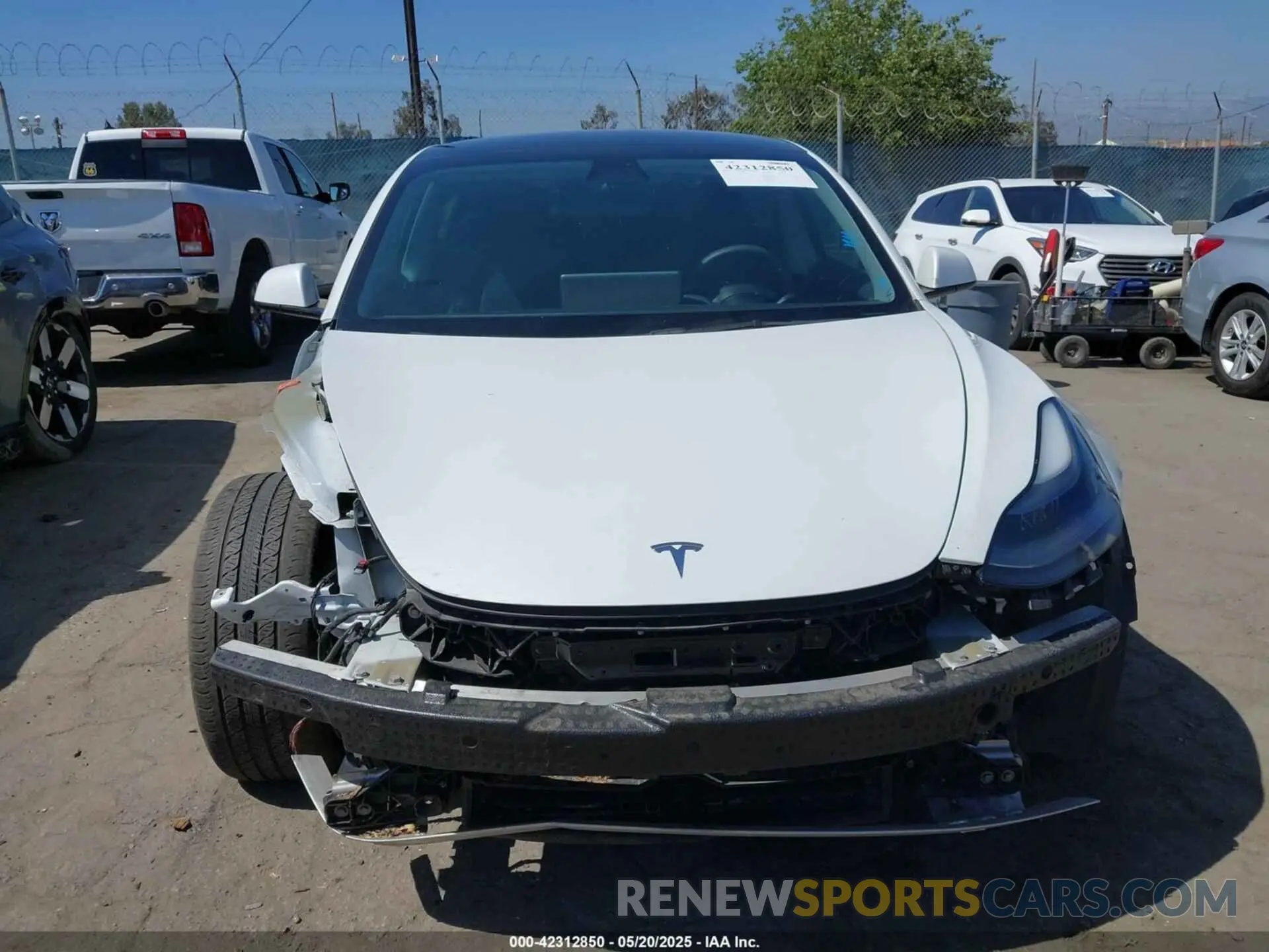 13 Photograph of a damaged car 5YJ3E1EA6NF144568 TESLA MODEL 3 2022