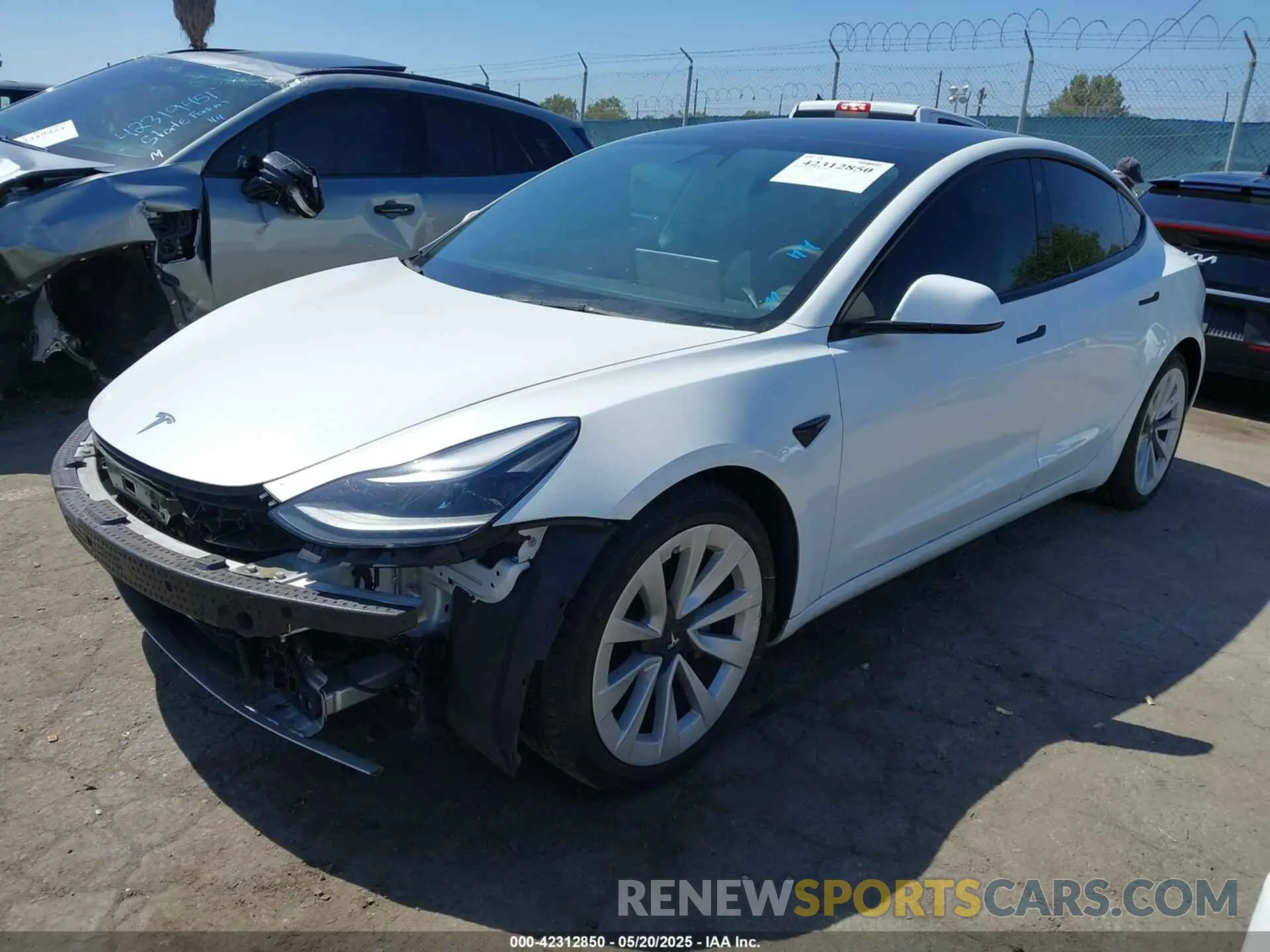 2 Photograph of a damaged car 5YJ3E1EA6NF144568 TESLA MODEL 3 2022