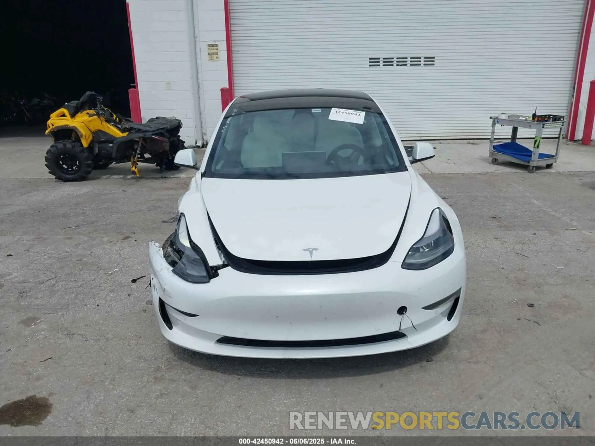 12 Photograph of a damaged car 5YJ3E1EA6NF153853 TESLA MODEL 3 2022