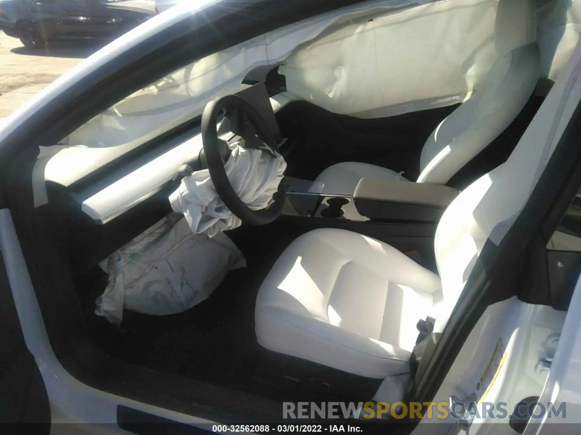 5 Photograph of a damaged car 5YJ3E1EA6NF169003 TESLA MODEL 3 2022