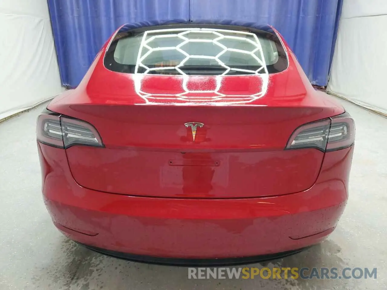 6 Photograph of a damaged car 5YJ3E1EA6NF186707 TESLA MODEL 3 2022