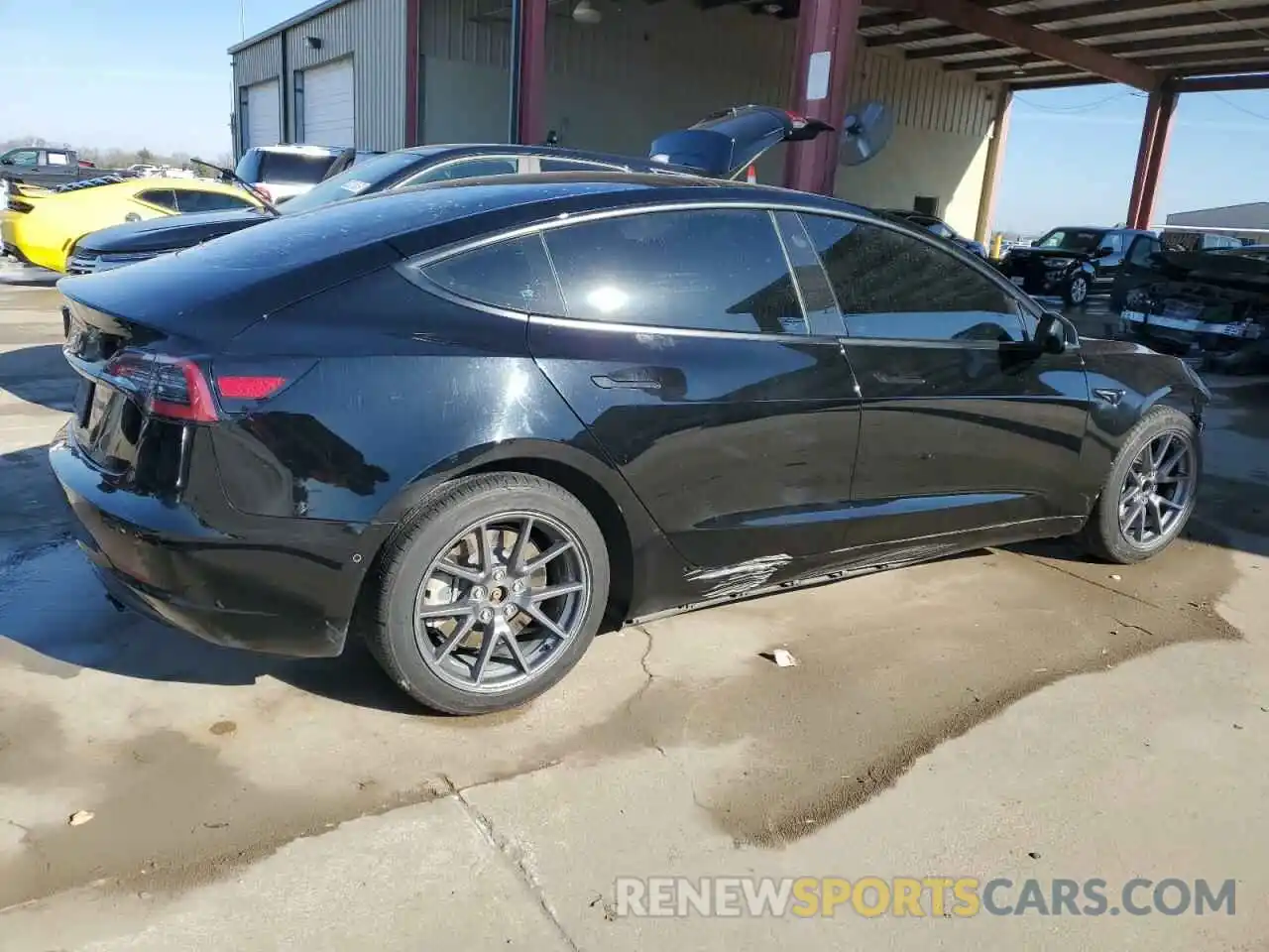 3 Photograph of a damaged car 5YJ3E1EA6NF187226 TESLA MODEL 3 2022