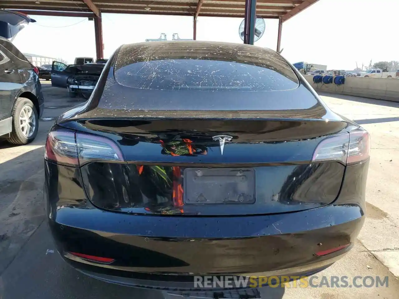 6 Photograph of a damaged car 5YJ3E1EA6NF187226 TESLA MODEL 3 2022