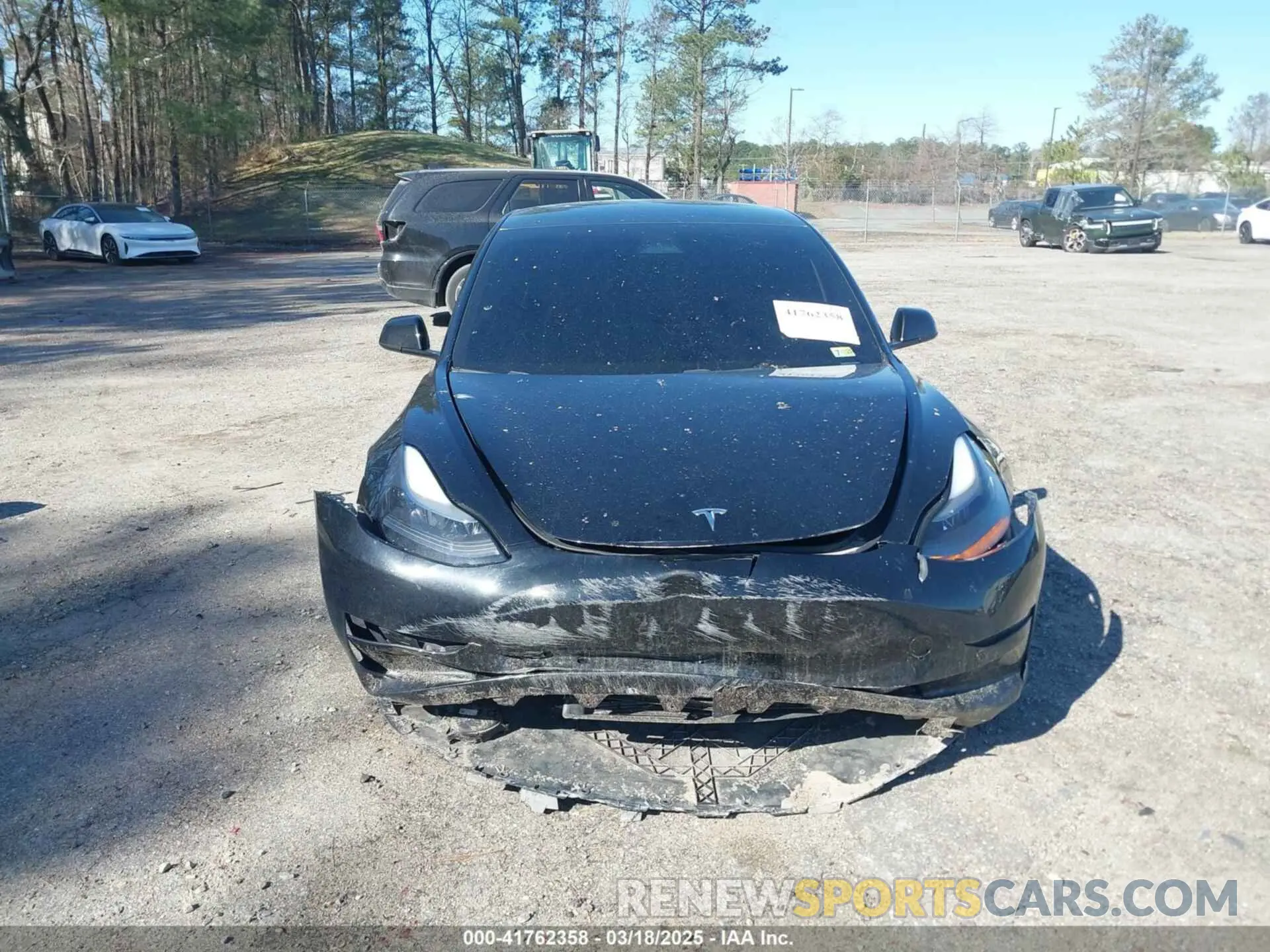 12 Photograph of a damaged car 5YJ3E1EA6NF187257 TESLA MODEL 3 2022