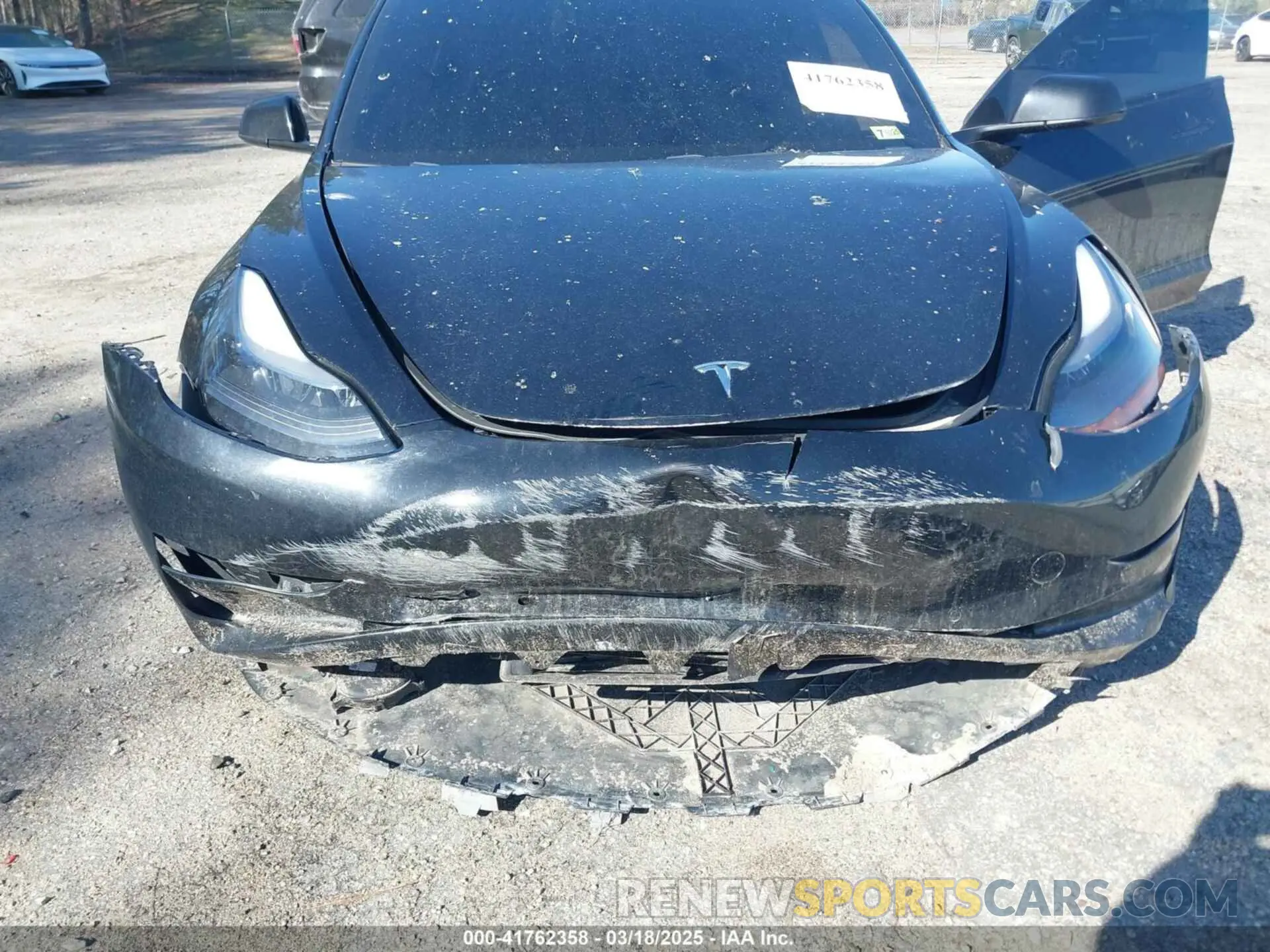6 Photograph of a damaged car 5YJ3E1EA6NF187257 TESLA MODEL 3 2022
