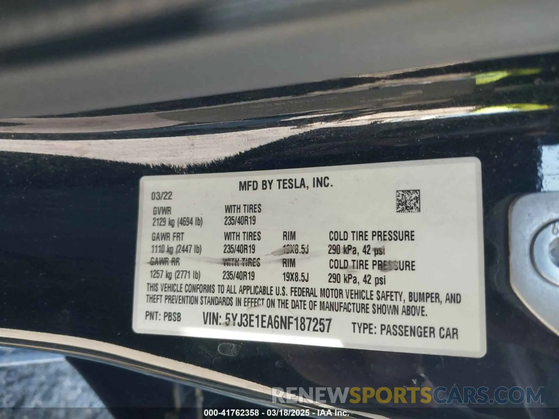 9 Photograph of a damaged car 5YJ3E1EA6NF187257 TESLA MODEL 3 2022