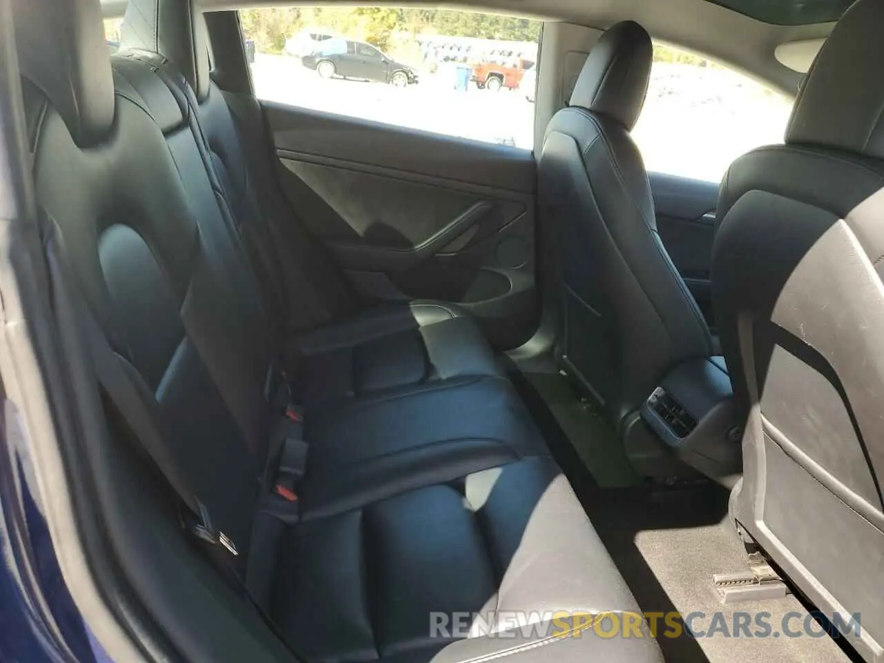 10 Photograph of a damaged car 5YJ3E1EA6NF188117 TESLA MODEL 3 2022