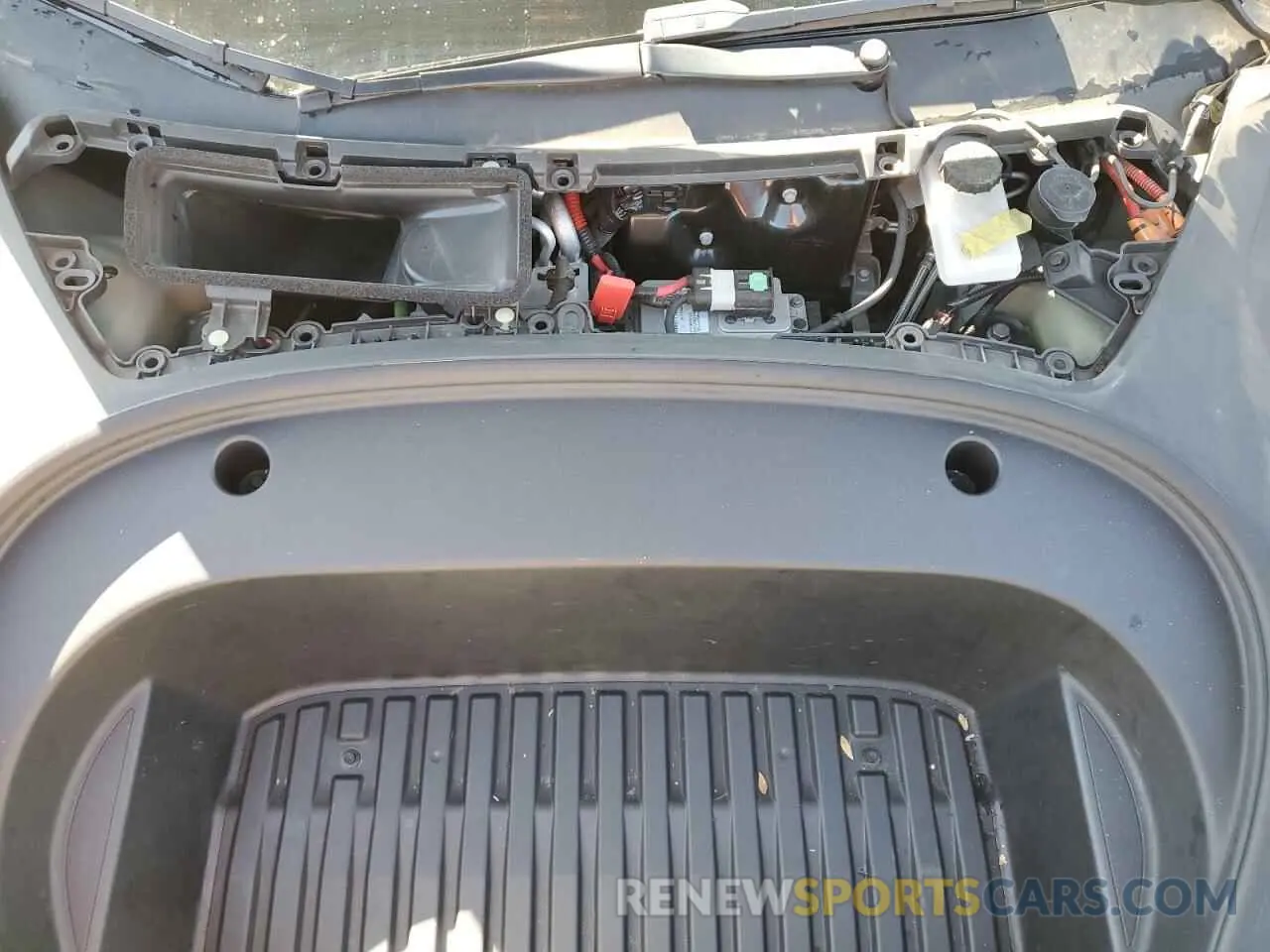 11 Photograph of a damaged car 5YJ3E1EA6NF188117 TESLA MODEL 3 2022
