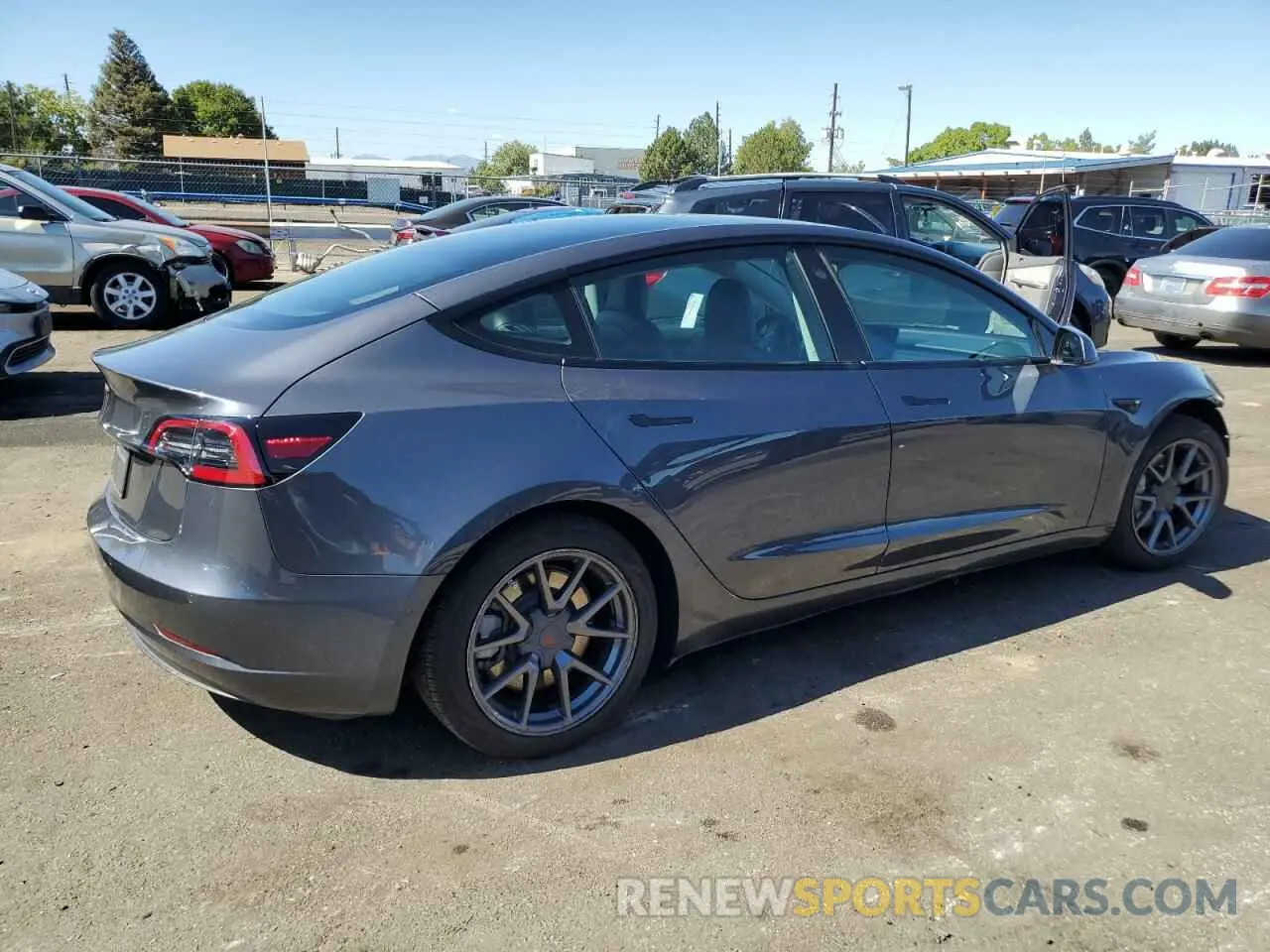 3 Photograph of a damaged car 5YJ3E1EA6NF189378 TESLA MODEL 3 2022