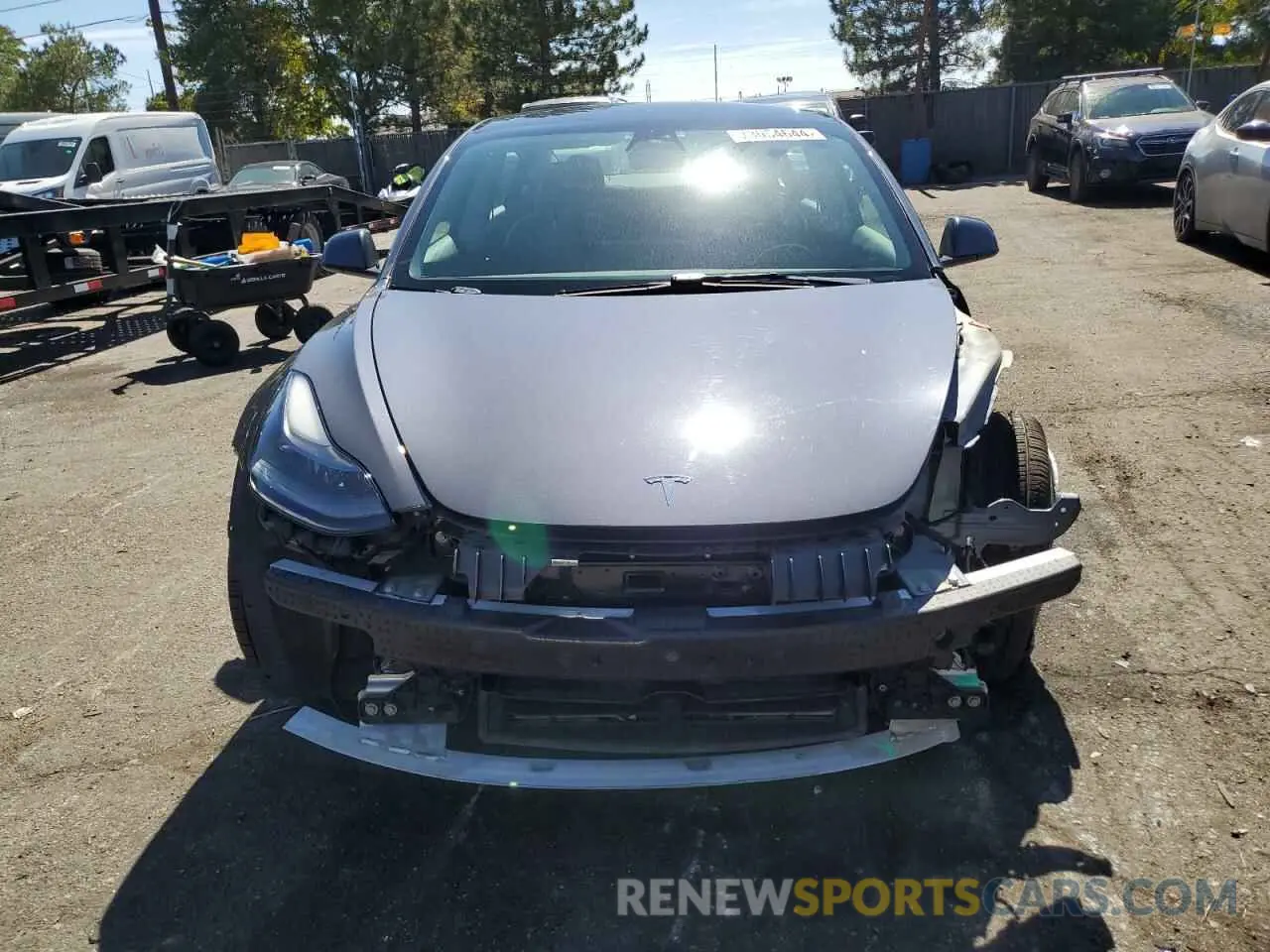 5 Photograph of a damaged car 5YJ3E1EA6NF189378 TESLA MODEL 3 2022